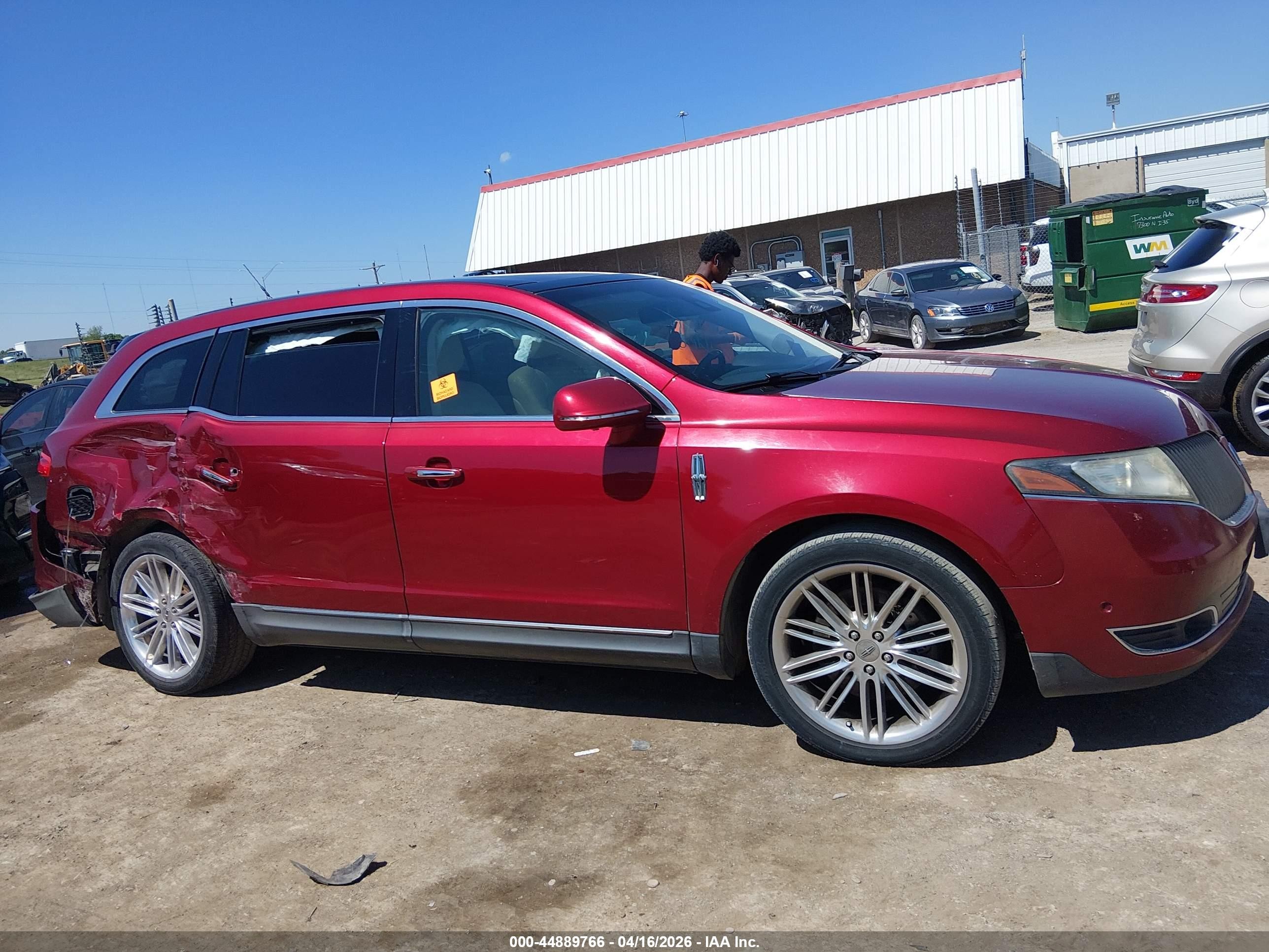 2013 Lincoln Mkt Ecoboost Red vin: 2LMHJ5AT3DBL50233