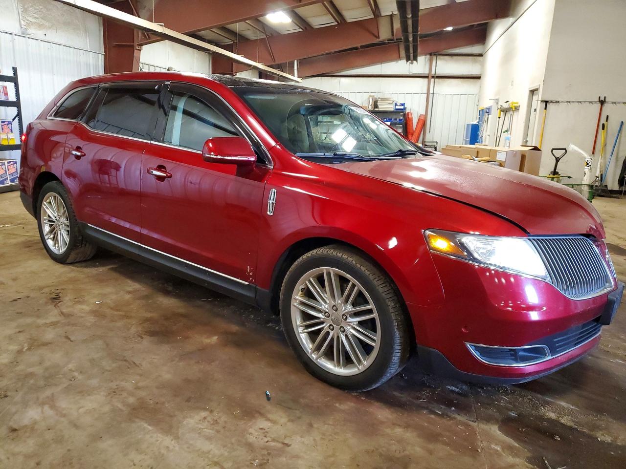 2015 Lincoln Mkt Red vin: 2LMHJ5AT3FBL02024