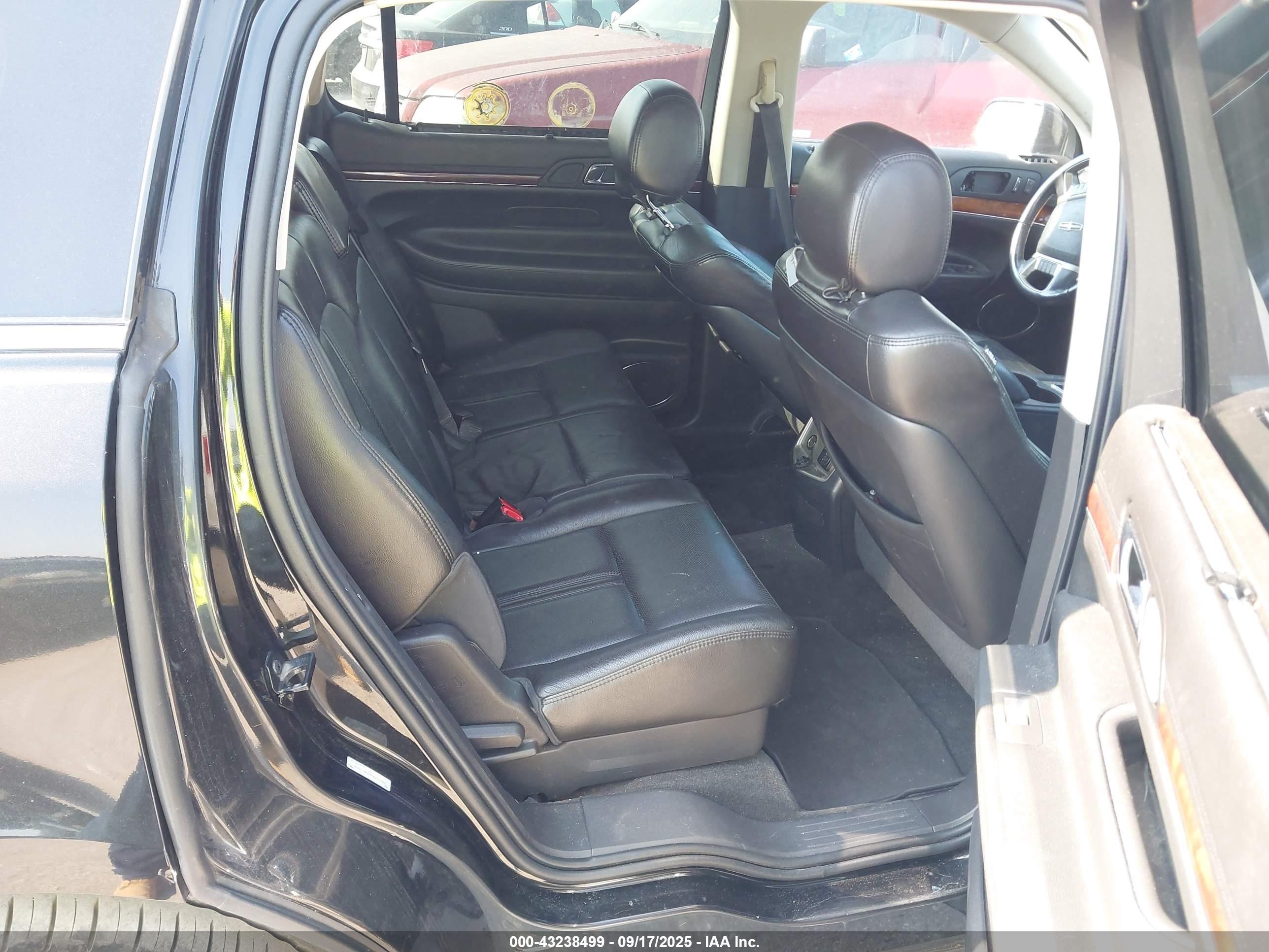 2011 Lincoln Mkt Ecoboost Black vin: 2LMHJ5AT4BBJ50409