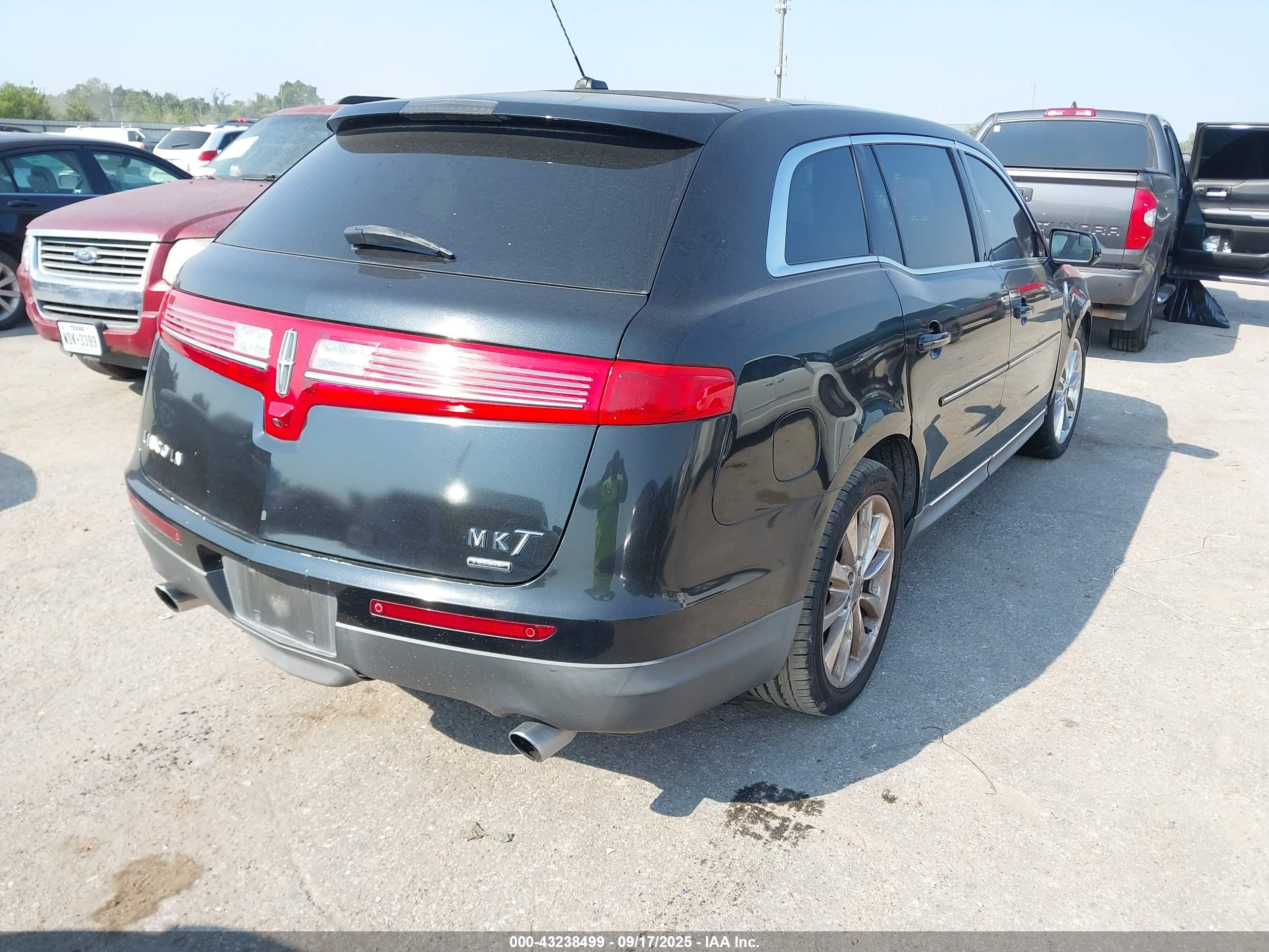 2011 Lincoln Mkt Ecoboost Black vin: 2LMHJ5AT4BBJ50409
