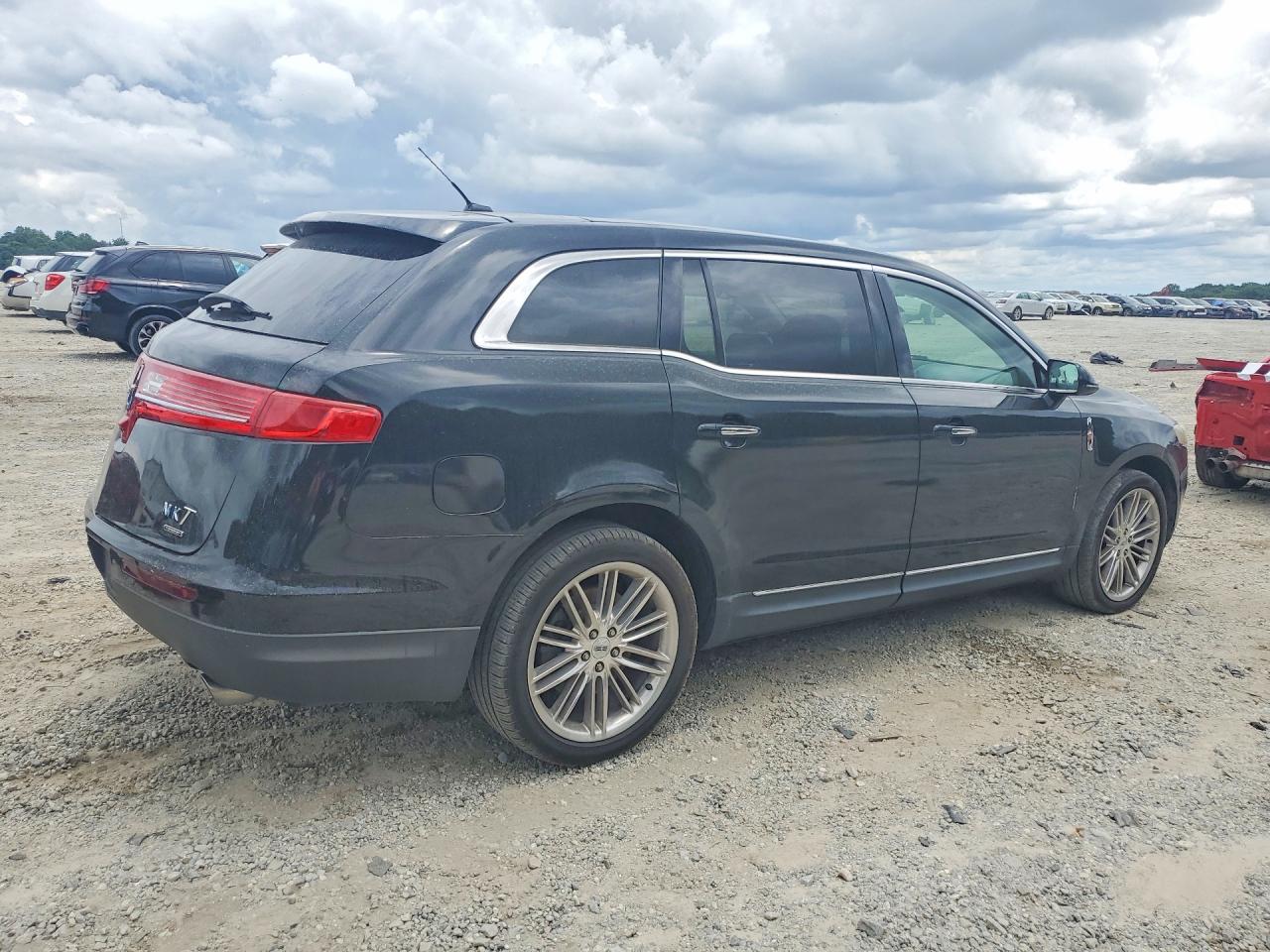 2014 Lincoln Mkt Black vin: 2LMHJ5AT4EBL56768