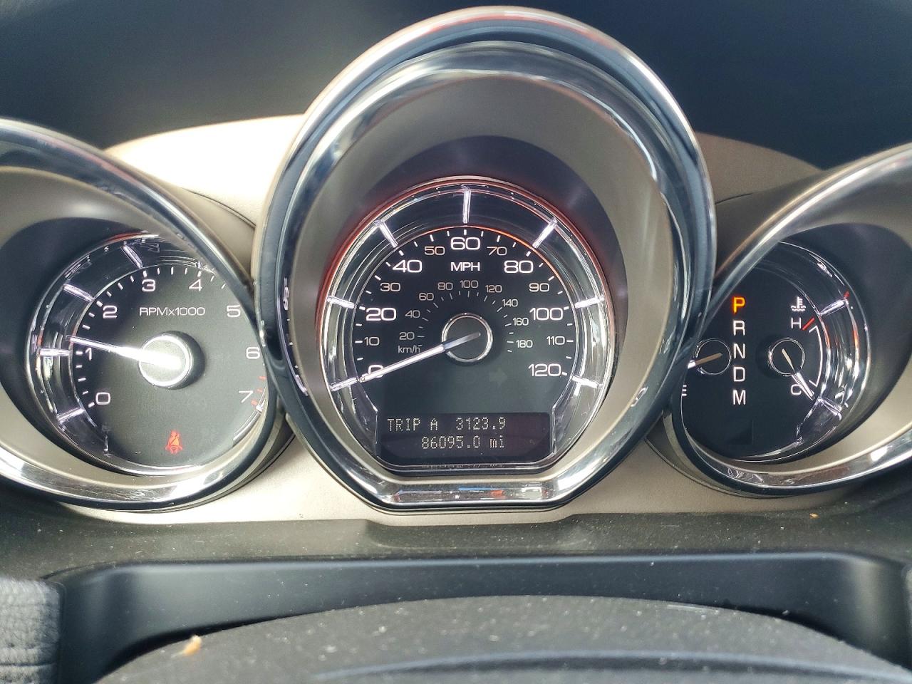2010 Lincoln Mkt Gray vin: 2LMHJ5AT5ABJ28045