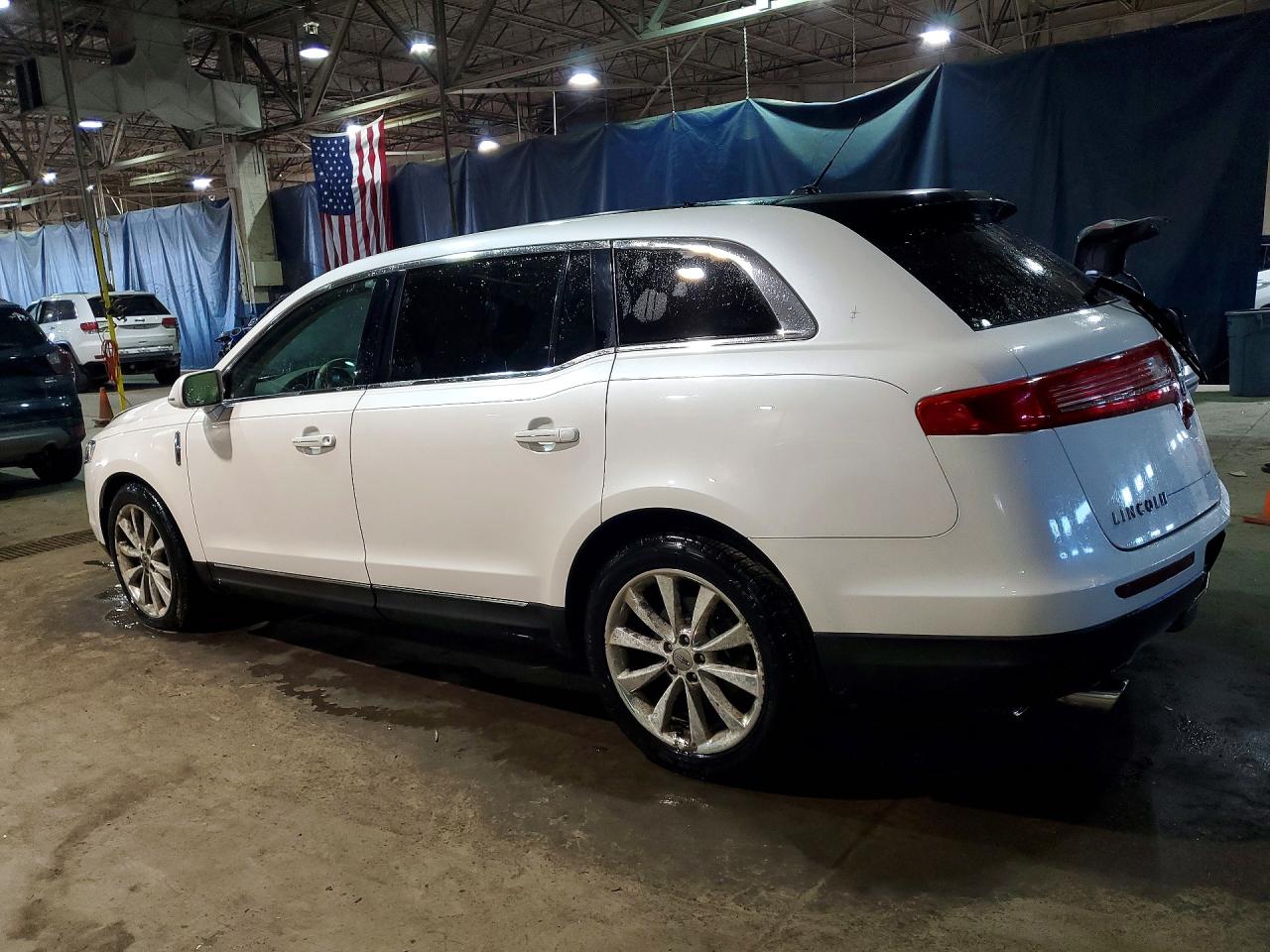 2012 Lincoln Mkt White vin: 2LMHJ5AT5CBL50233
