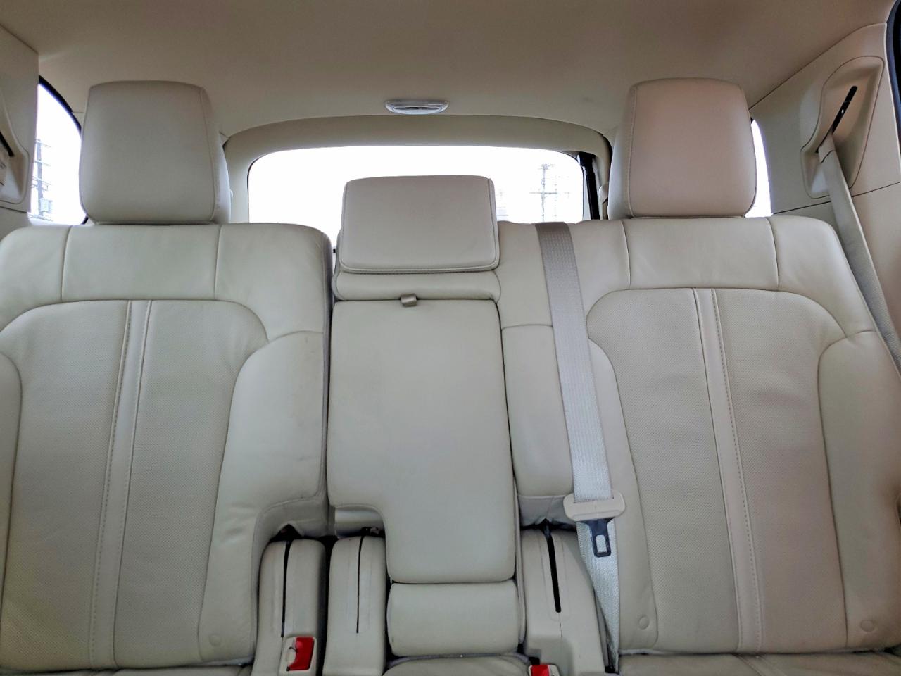 2014 Lincoln Mkt White vin: 2LMHJ5AT5EBL57217