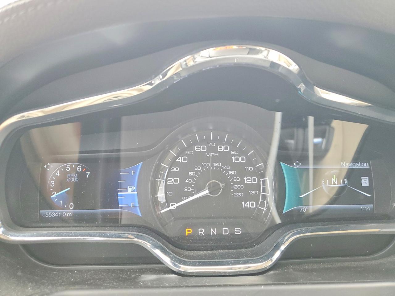 2014 Lincoln Mkt White vin: 2LMHJ5AT5EBL57217