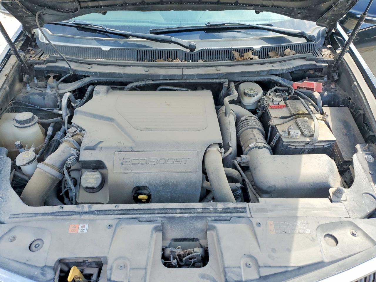 2013 Lincoln Mkt Black vin: 2LMHJ5AT6DBL56382