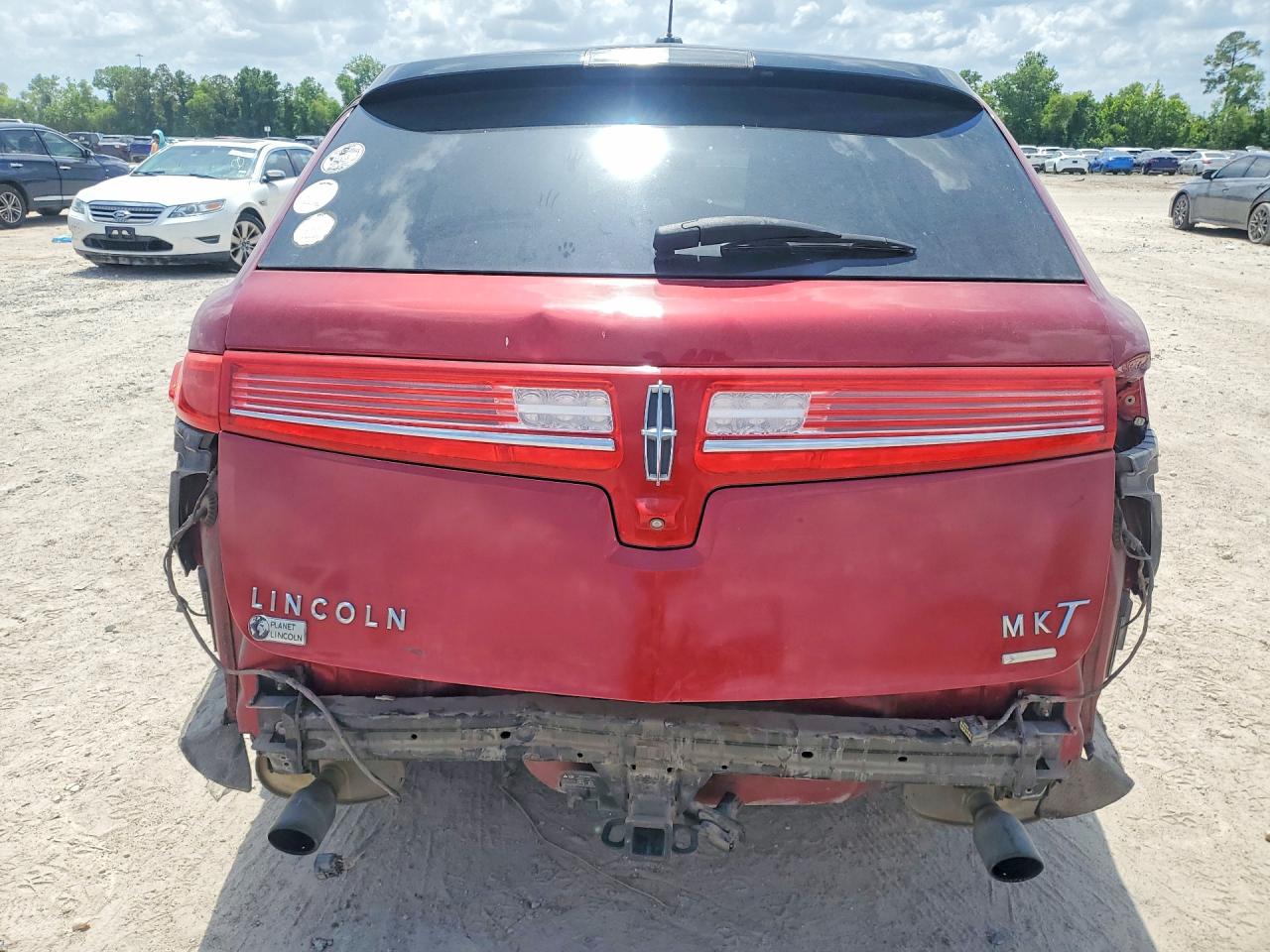 2014 Lincoln Mkt Maroon vin: 2LMHJ5AT6EBL52172