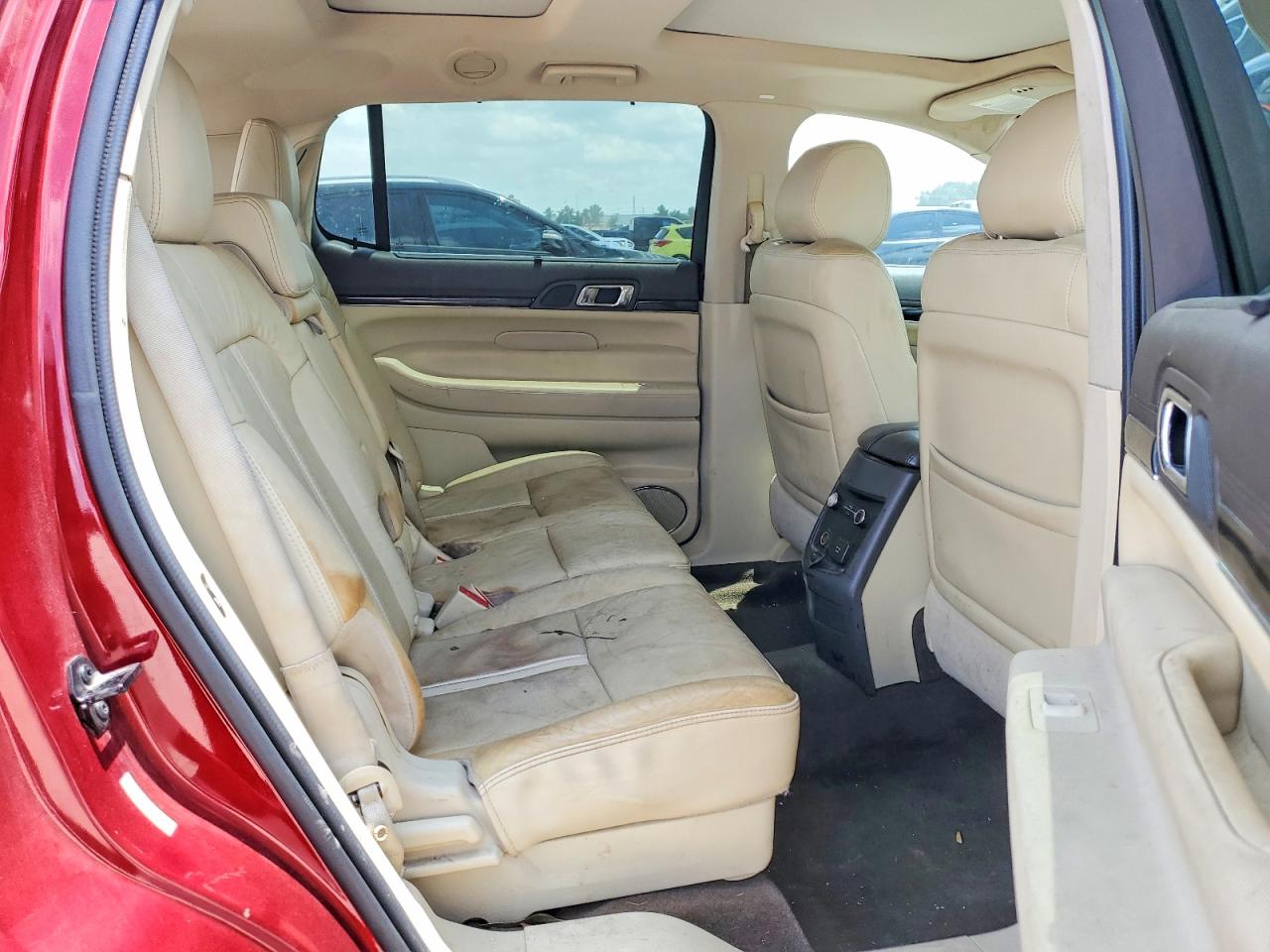 2014 Lincoln Mkt Maroon vin: 2LMHJ5AT6EBL52172