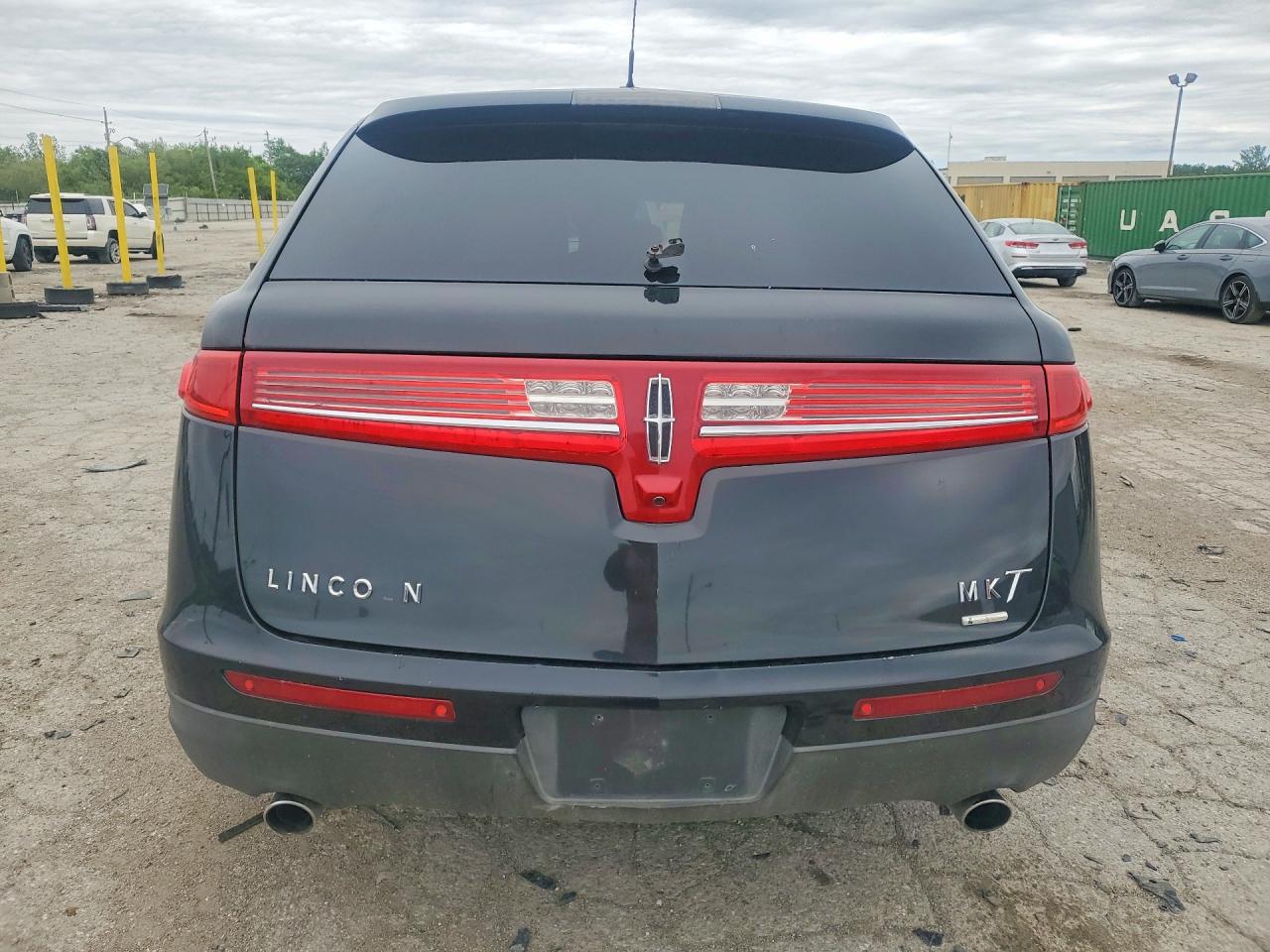 2010 Lincoln Mkt Black vin: 2LMHJ5AT7ABJ08718