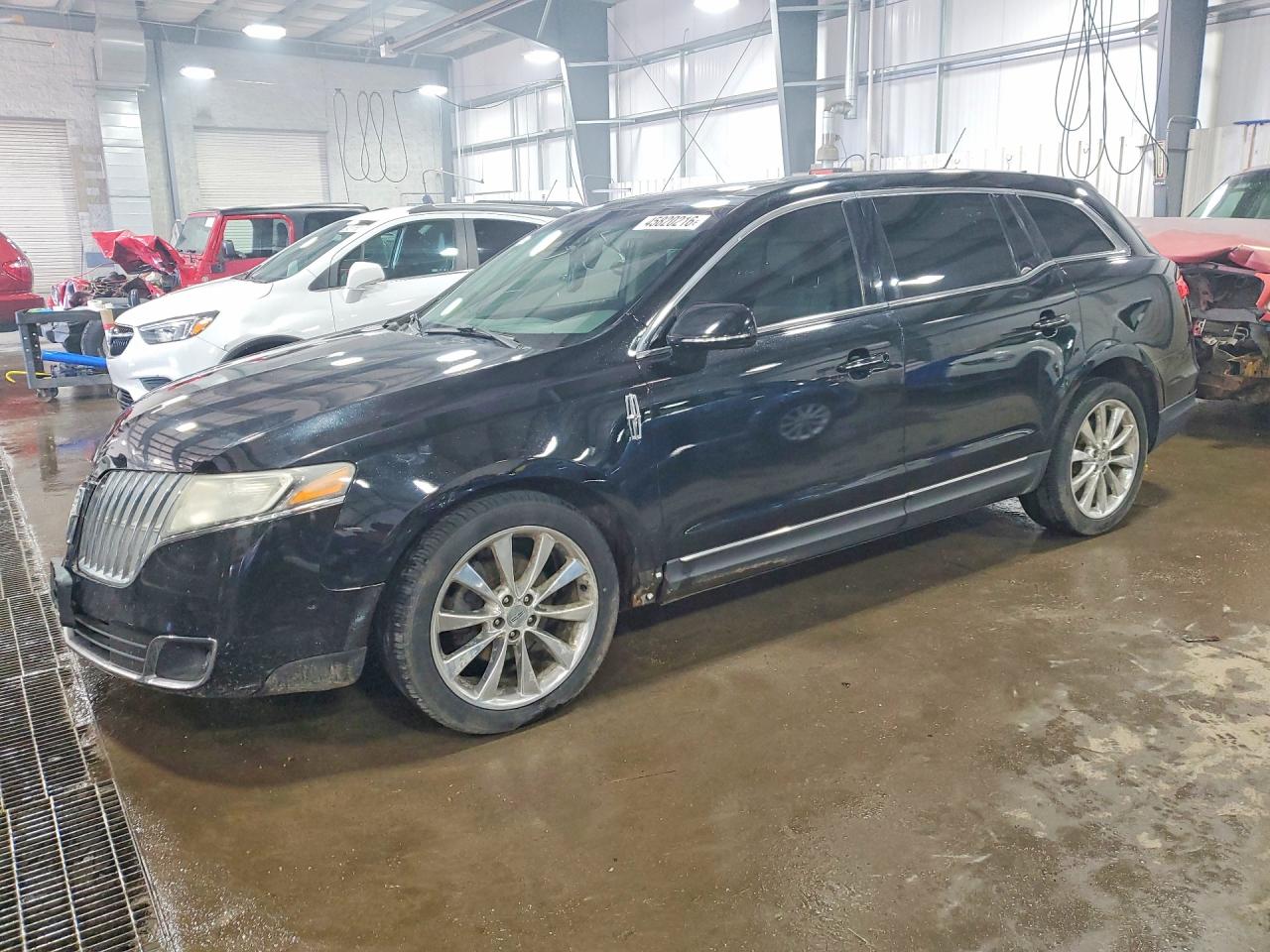 2011 Lincoln Mkt Black vin: 2LMHJ5AT7BBJ54776