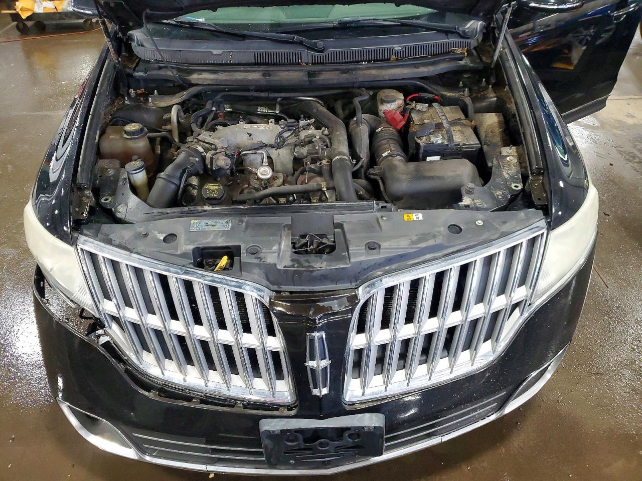2011 Lincoln Mkt Black vin: 2LMHJ5AT7BBJ54776