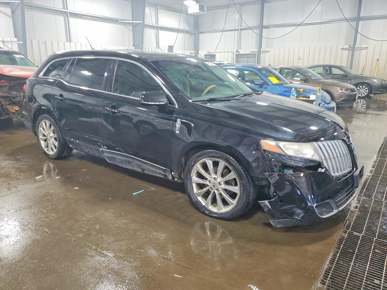 2011 Lincoln Mkt Black vin: 2LMHJ5AT7BBJ54776