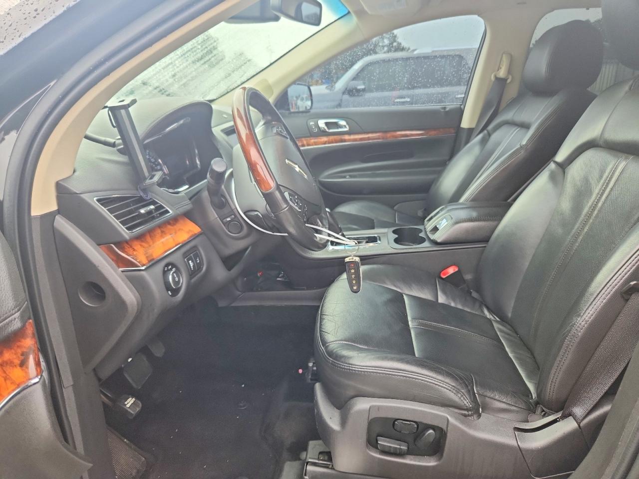 2013 Lincoln Mkt Black vin: 2LMHJ5AT7DBL56374