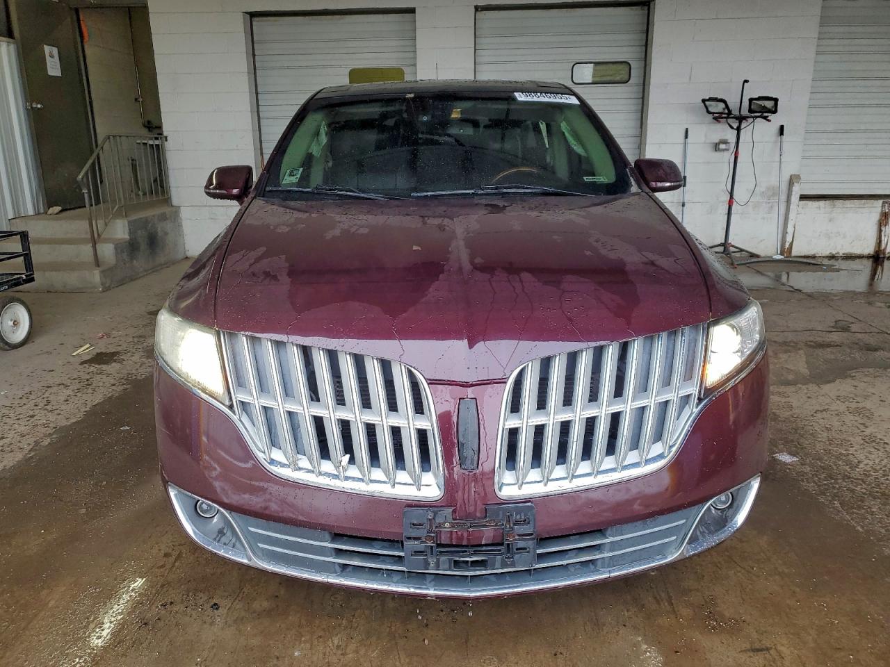 2011 Lincoln Mkt Темно-бордовый vin: 2LMHJ5AT8BBJ52423