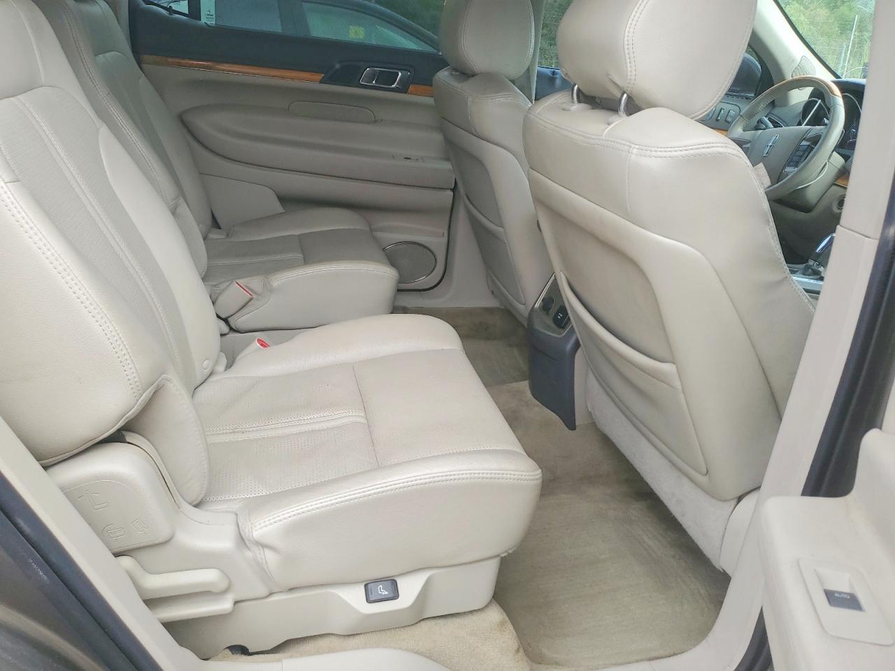 2012 Lincoln Mkt Tan vin: 2LMHJ5AT8CBL53224