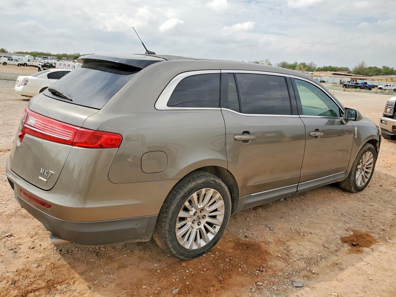 2012 Lincoln Mkt Tan vin: 2LMHJ5AT8CBL55054