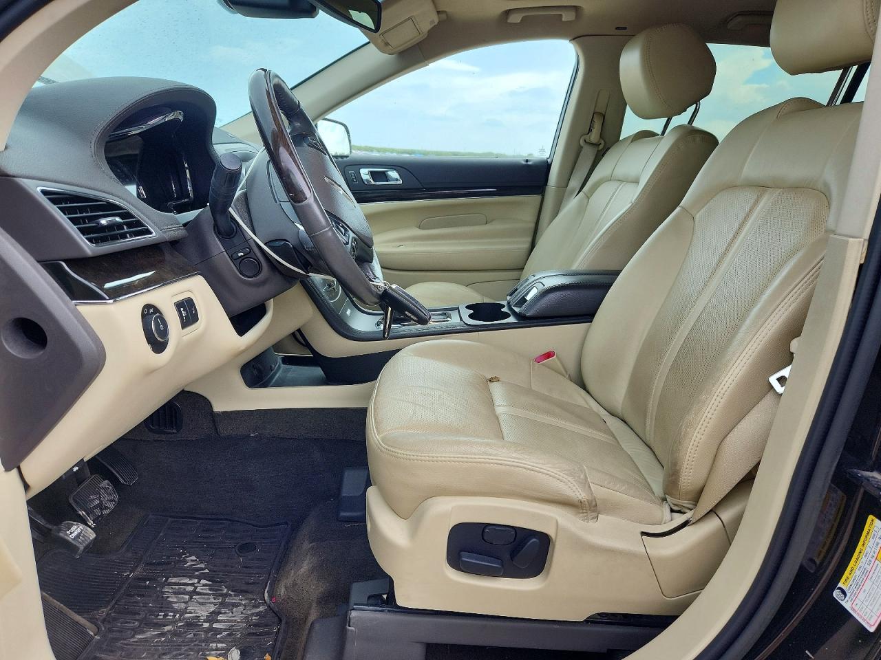 2013 Lincoln Mkt Brown vin: 2LMHJ5AT8DBL58926