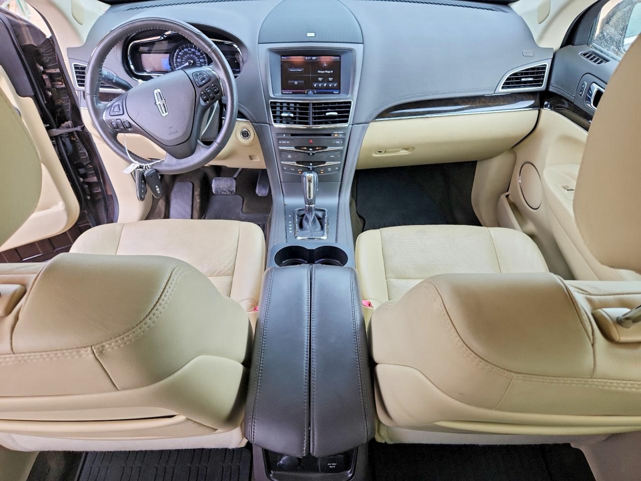 2013 Lincoln Mkt Brown vin: 2LMHJ5AT8DBL58926