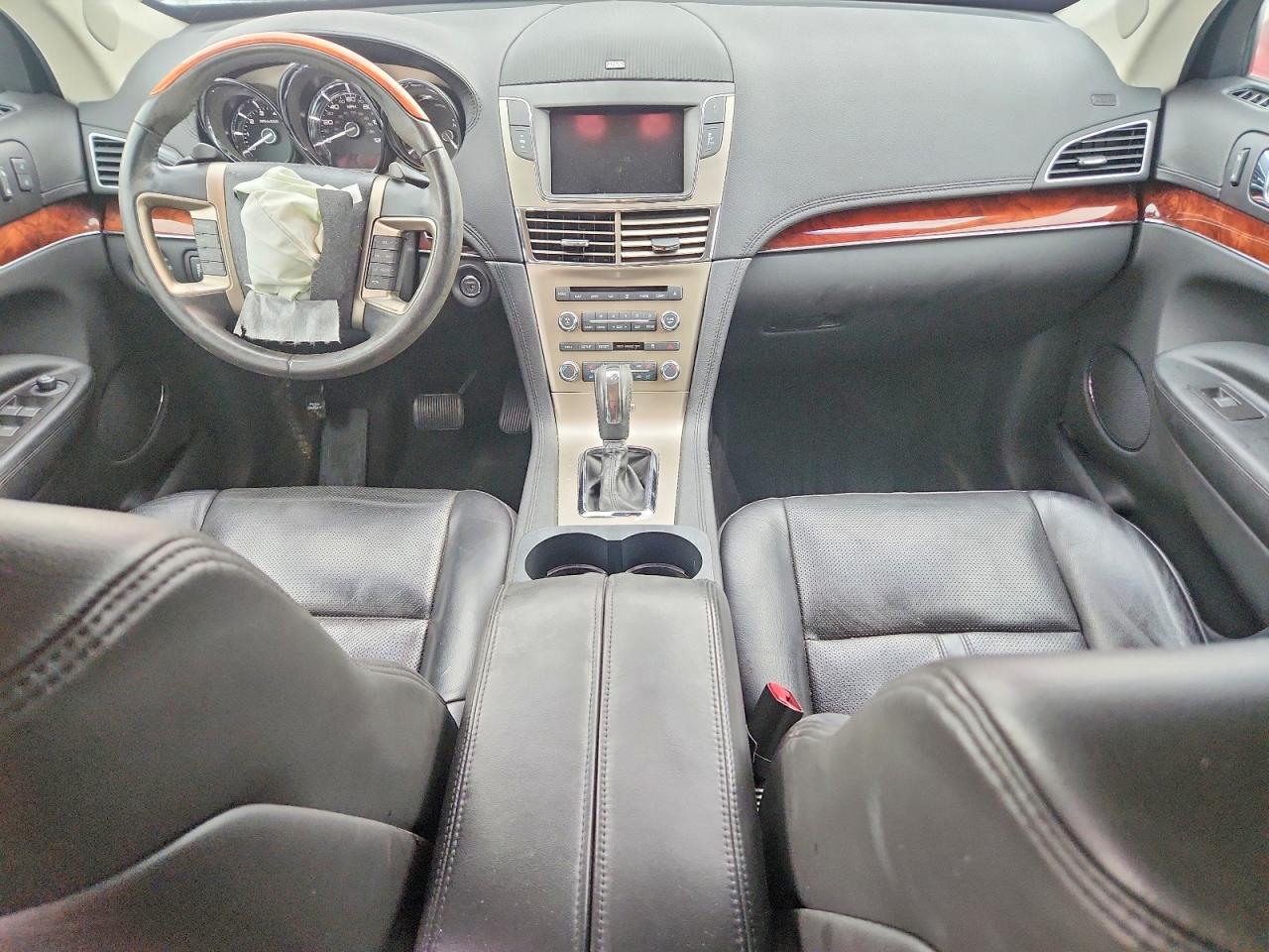 2010 Lincoln Mkt Red vin: 2LMHJ5AT9ABJ09028