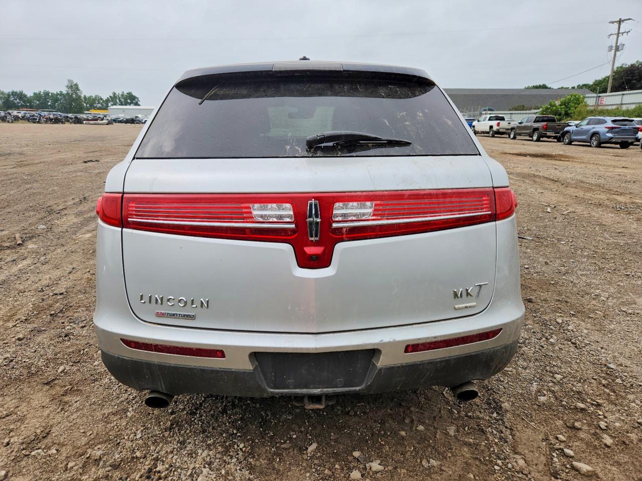 2012 Lincoln Mkt Silver vin: 2LMHJ5AT9CBL54379