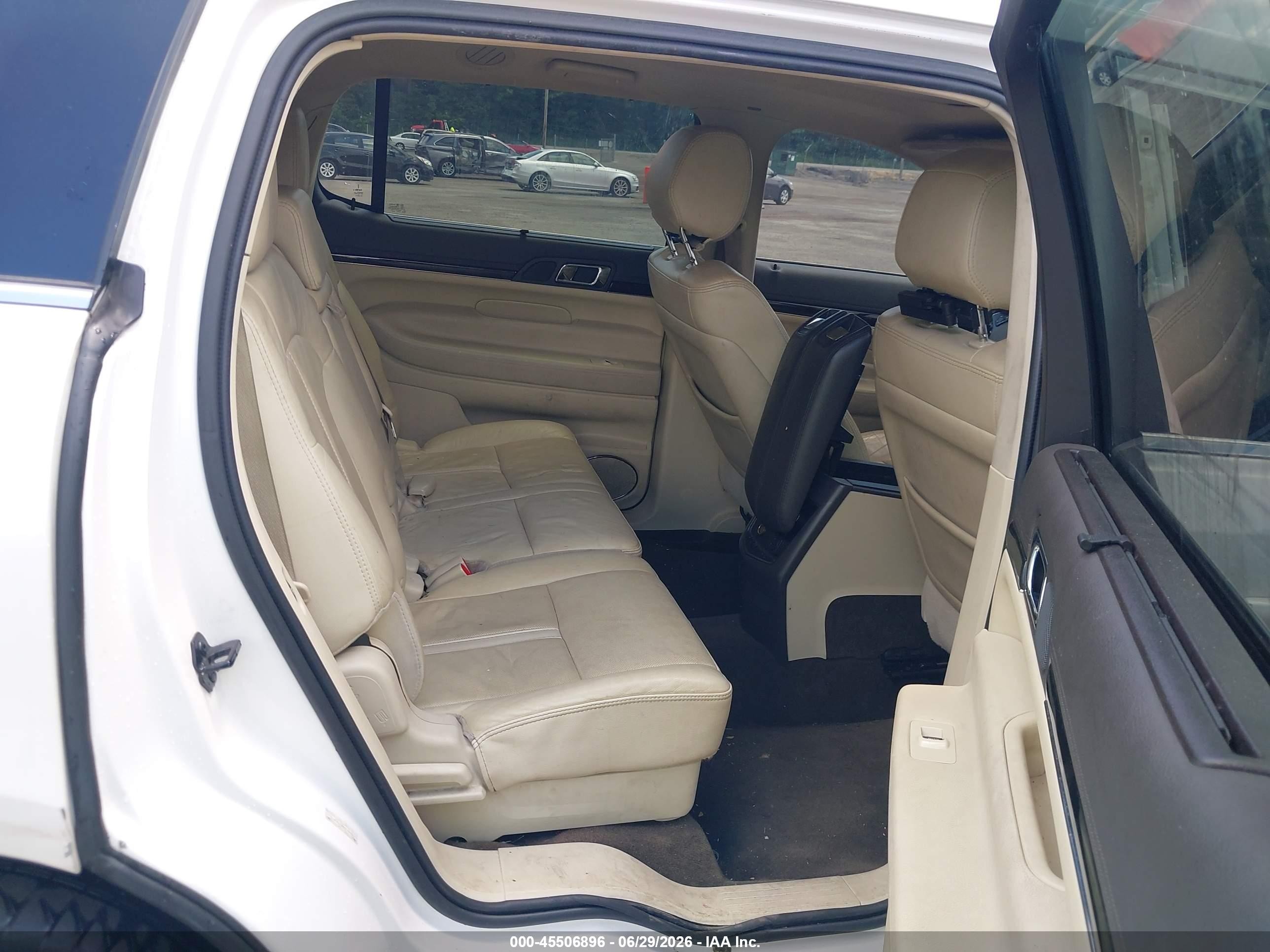 2014 Lincoln Mkt Ecoboost White vin: 2LMHJ5AT9EBL51078