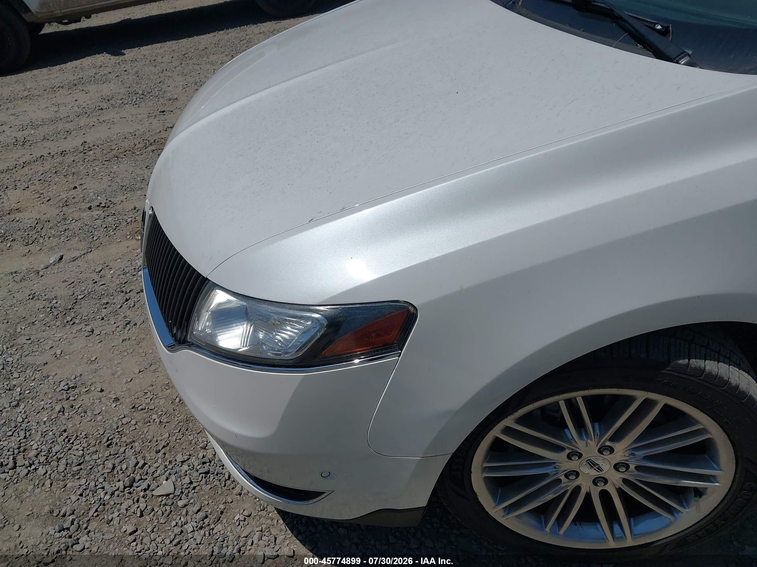 2014 Lincoln Mkt Ecoboost White vin: 2LMHJ5AT9EBL53526