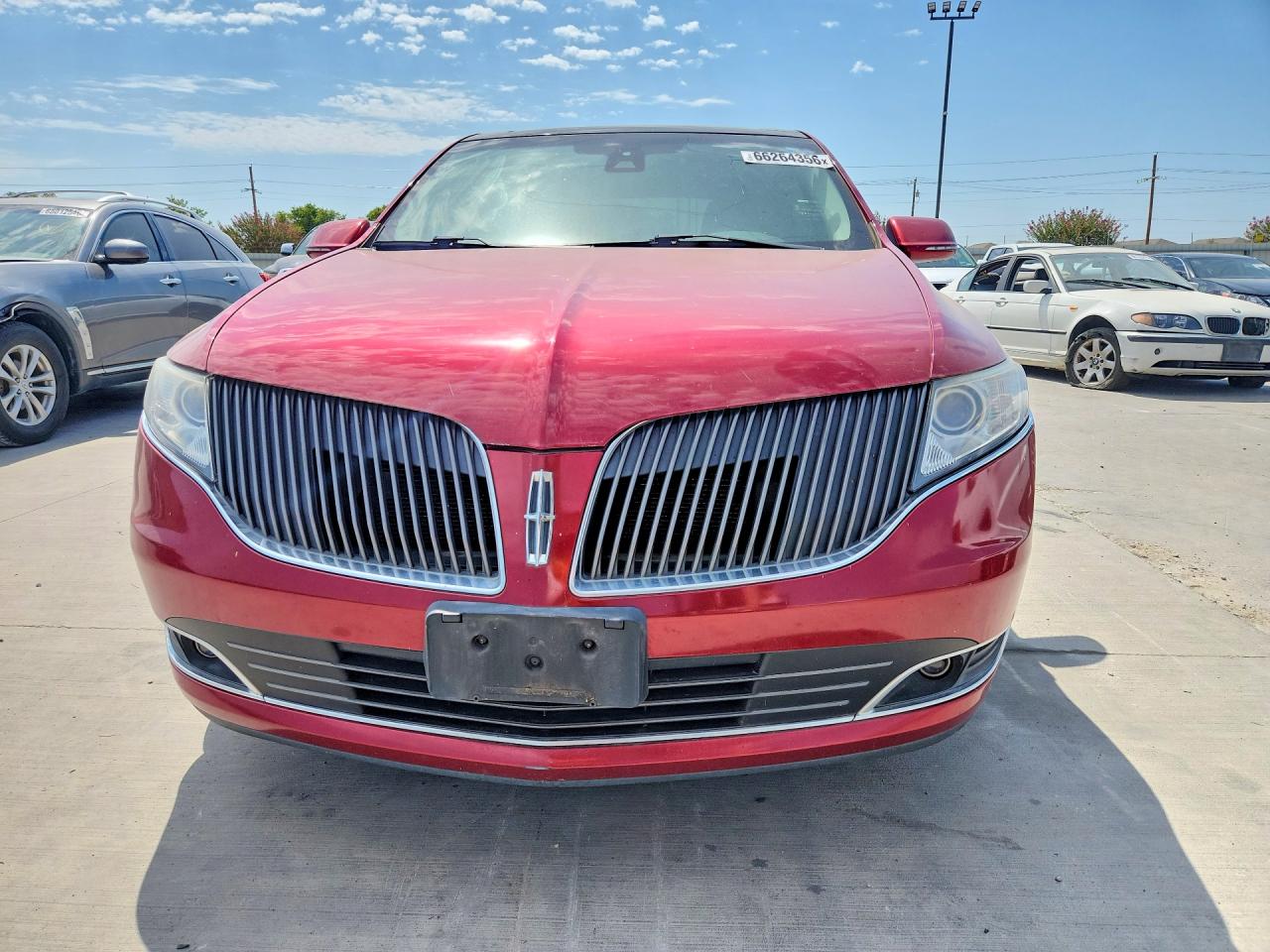 2014 Lincoln Mkt Red vin: 2LMHJ5AT9EBL57625