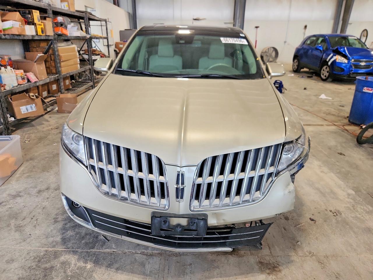 2010 Lincoln Mkt Beige vin: 2LMHJ5ATXABJ26663