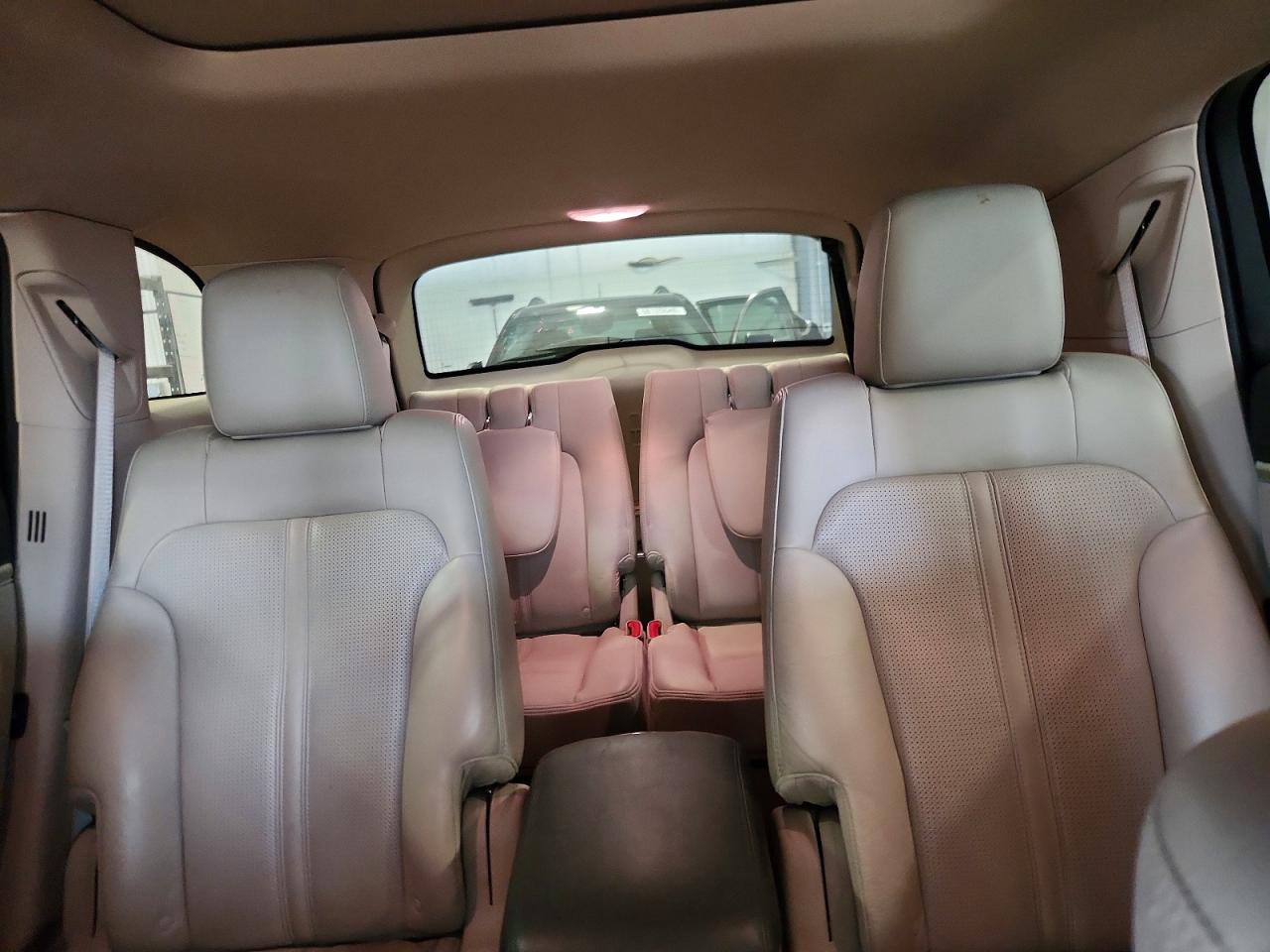 2010 Lincoln Mkt Beige vin: 2LMHJ5ATXABJ26663