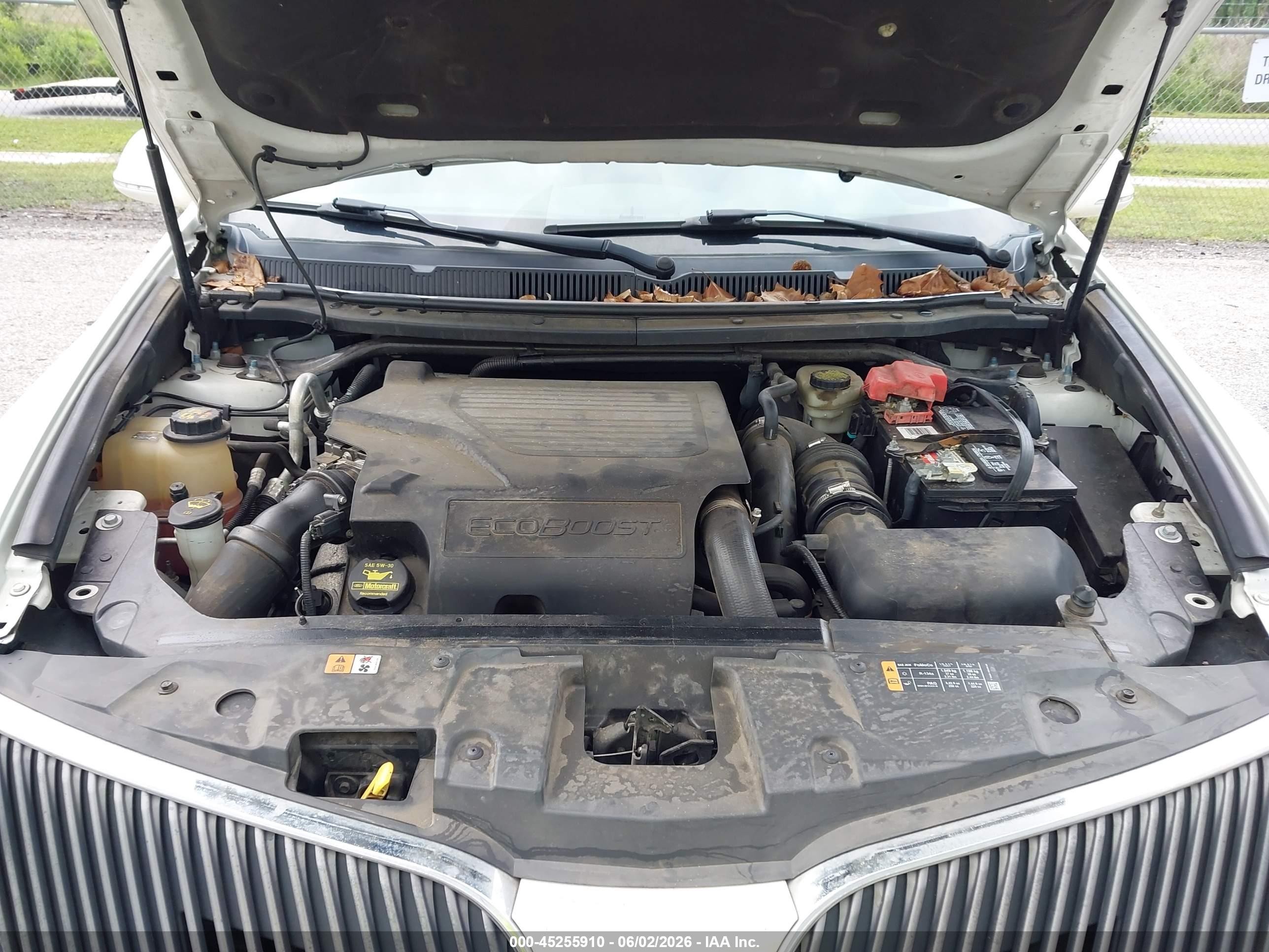 2014 Lincoln Mkt Ecoboost Cream vin: 2LMHJ5ATXEBL52000