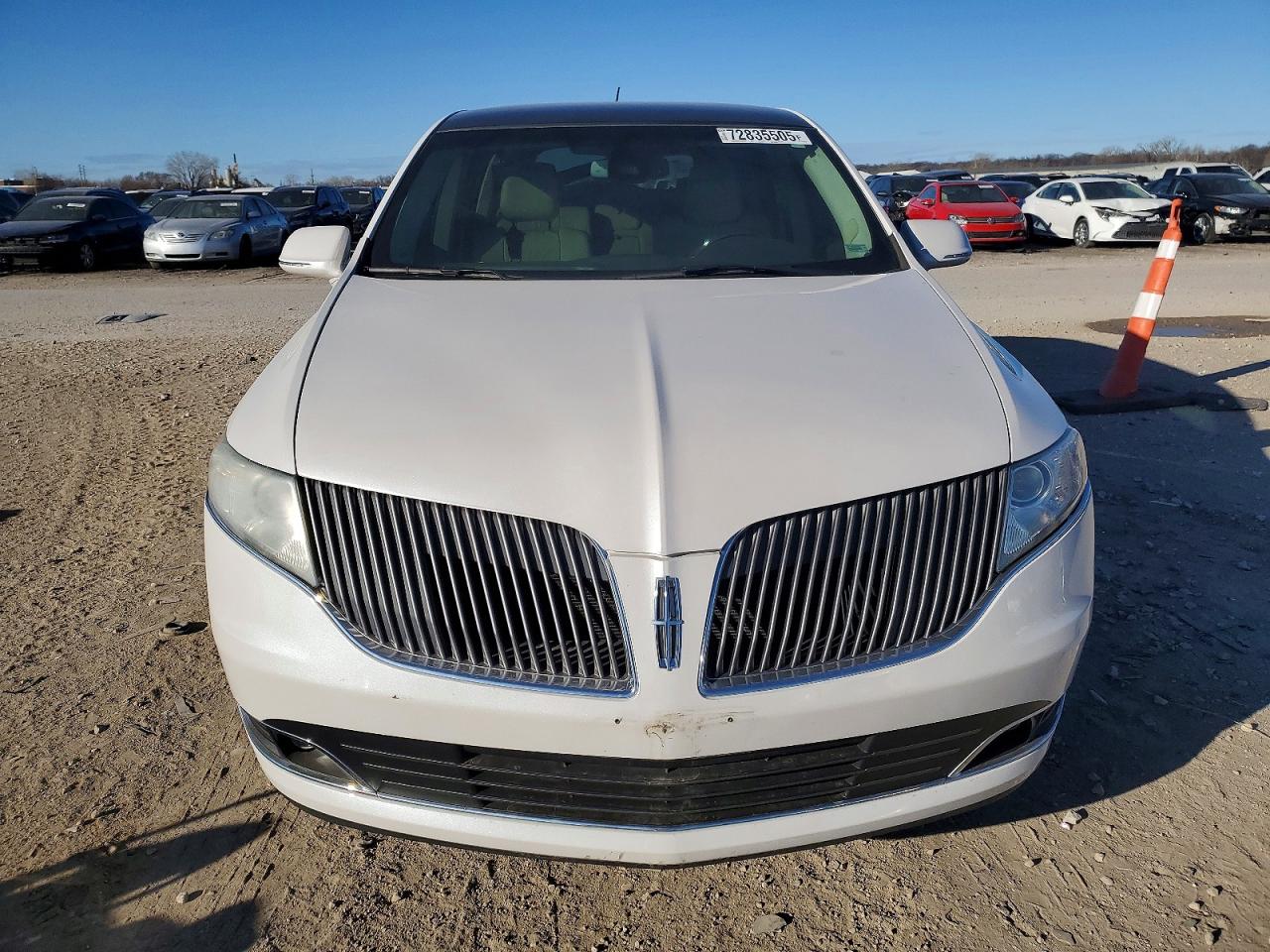 2015 Lincoln Mkt White vin: 2LMHJ5FK4FBL00508
