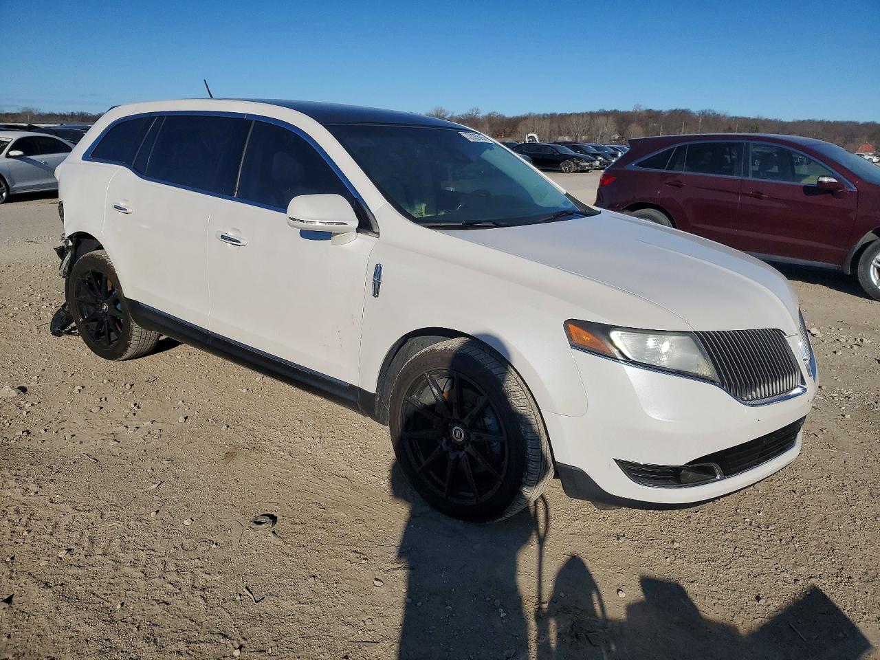 2015 Lincoln Mkt White vin: 2LMHJ5FK4FBL00508