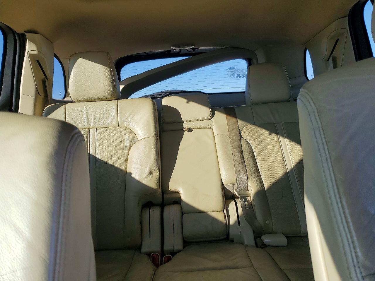 2015 Lincoln Mkt White vin: 2LMHJ5FK4FBL00508