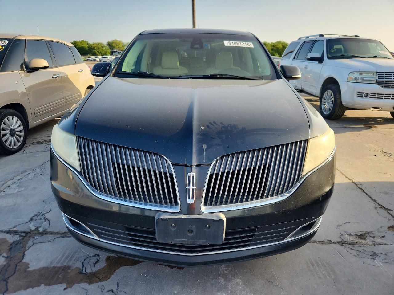 2013 Lincoln Mkt Black vin: 2LMHJ5FK5DBL51903