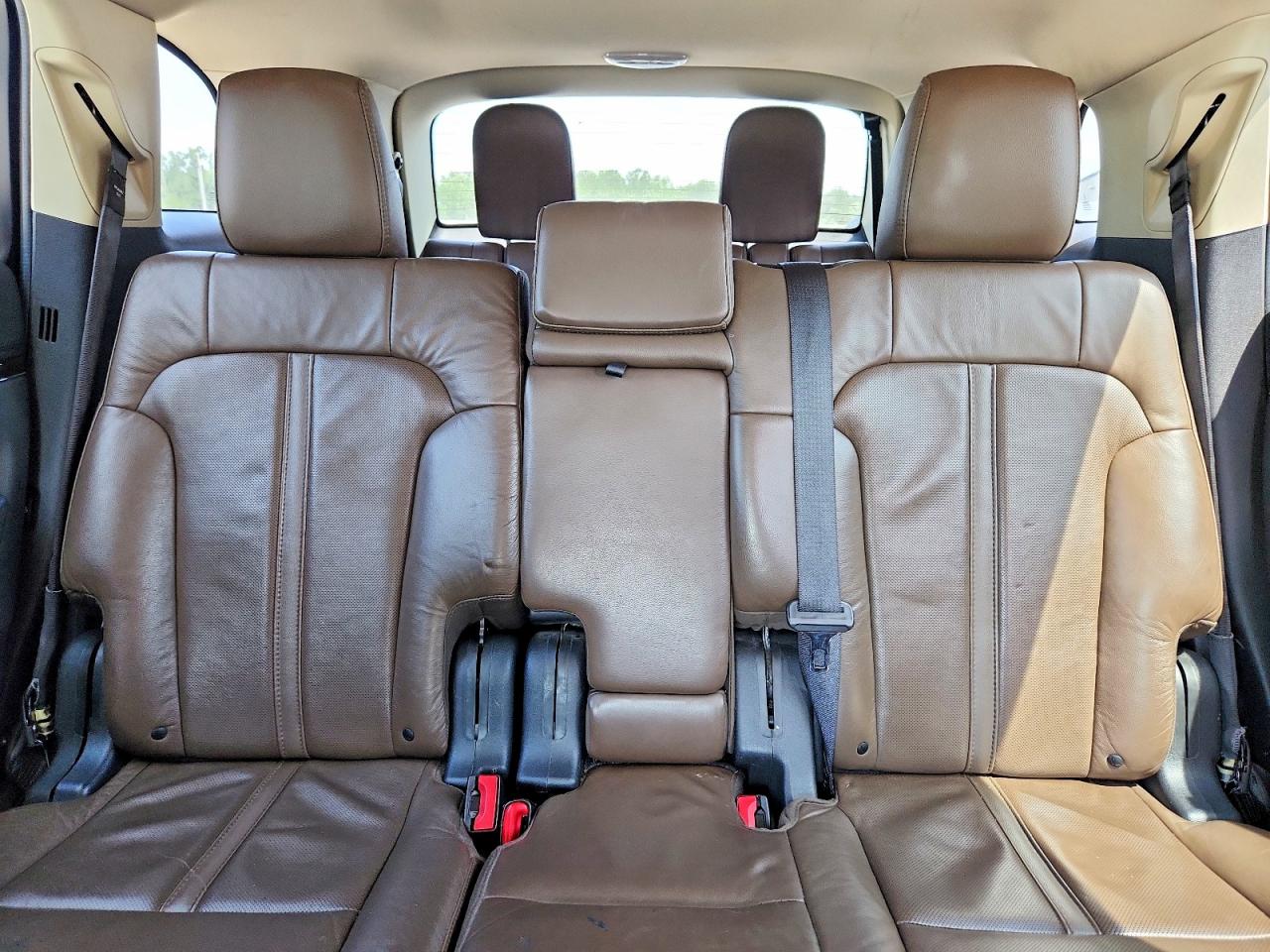 2014 Lincoln Mkt Black vin: 2LMHJ5FK6EBL58554