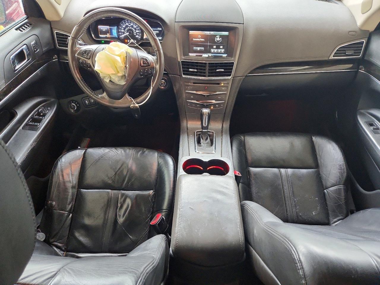 2015 Lincoln Mkt Red vin: 2LMHJ5FK8FBL03881
