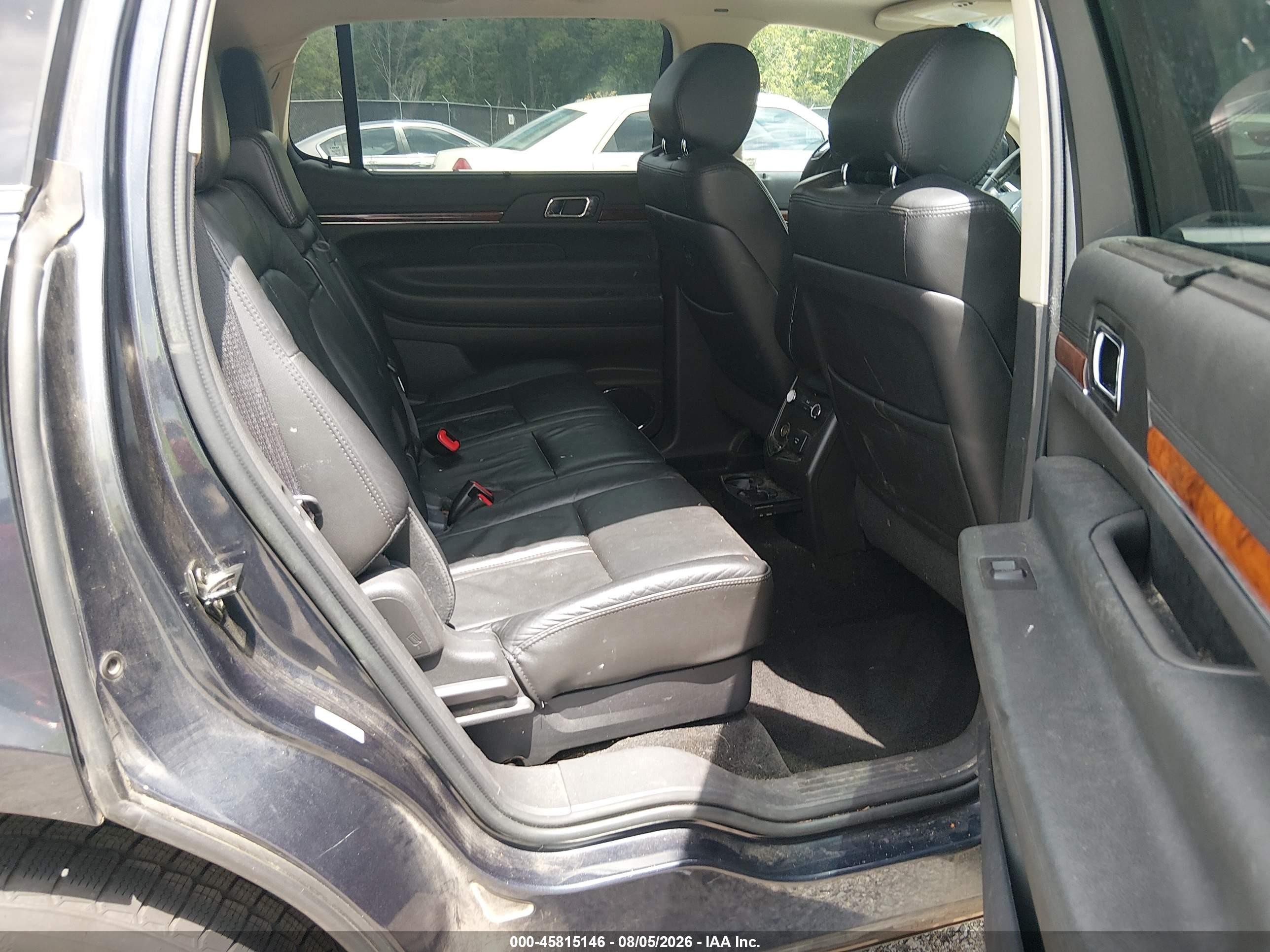 2014 Lincoln Mkt   Black vin: 2LMHJ5FK9EBL52585