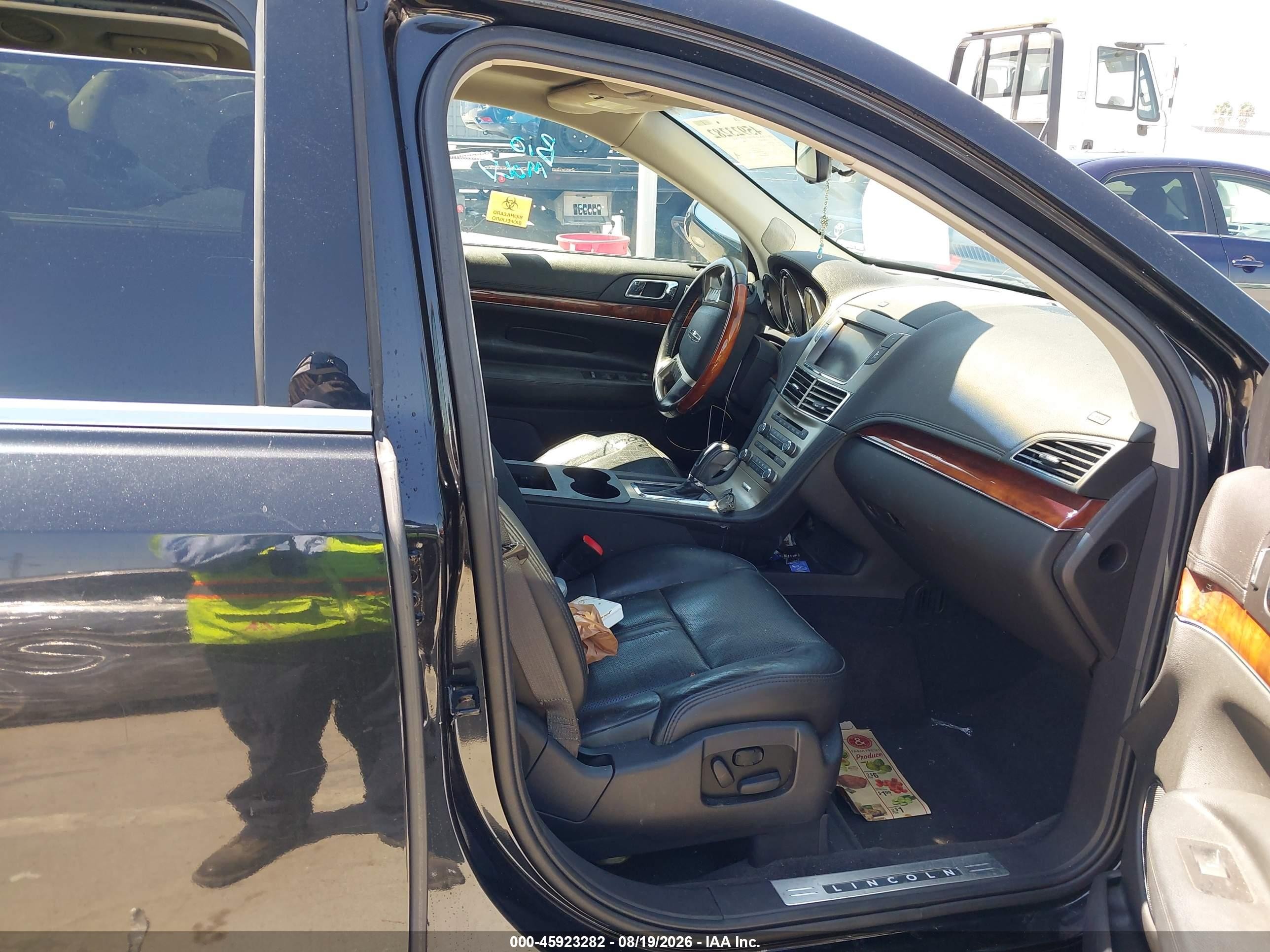 2010 Lincoln Mkt   Черный vin: 2LMHJ5FR1ABJ14561