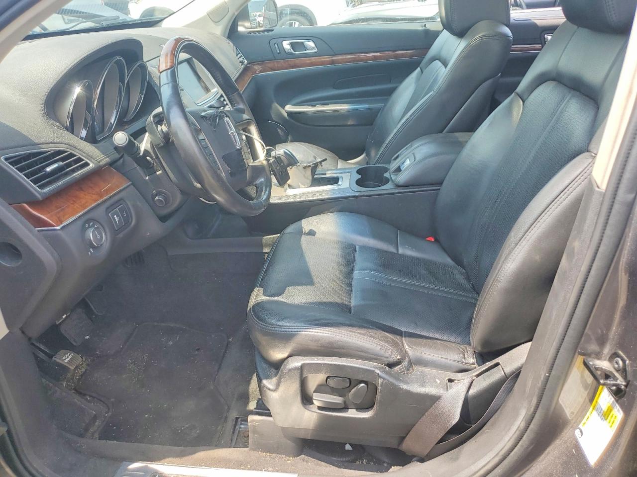 2010 Lincoln Mkt Gray vin: 2LMHJ5FR3ABJ28140