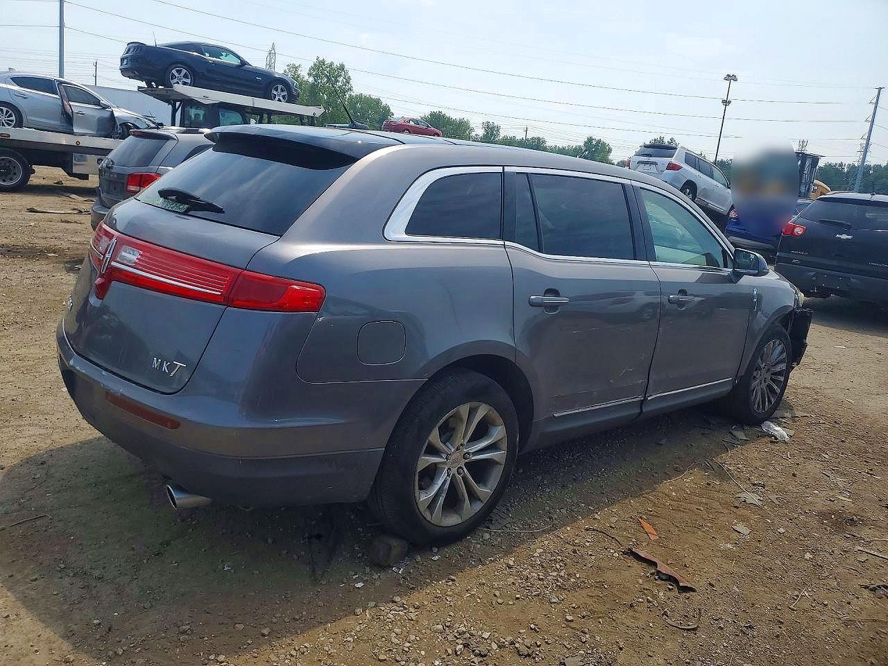 2010 Lincoln Mkt Gray vin: 2LMHJ5FR3ABJ28140