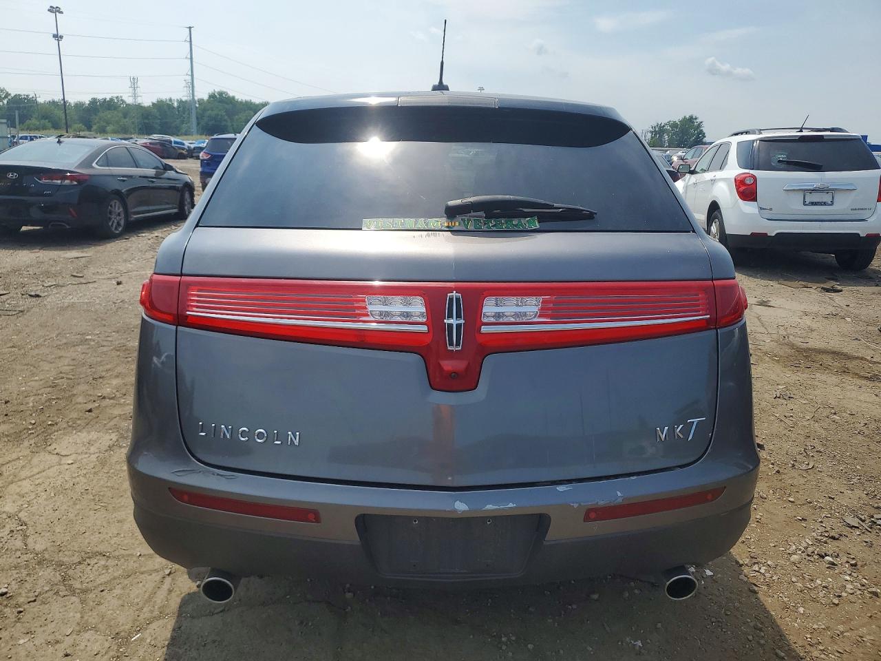 2010 Lincoln Mkt Gray vin: 2LMHJ5FR3ABJ28140