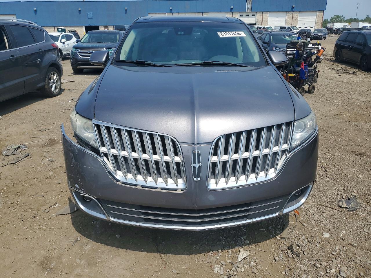 2010 Lincoln Mkt Gray vin: 2LMHJ5FR3ABJ28140
