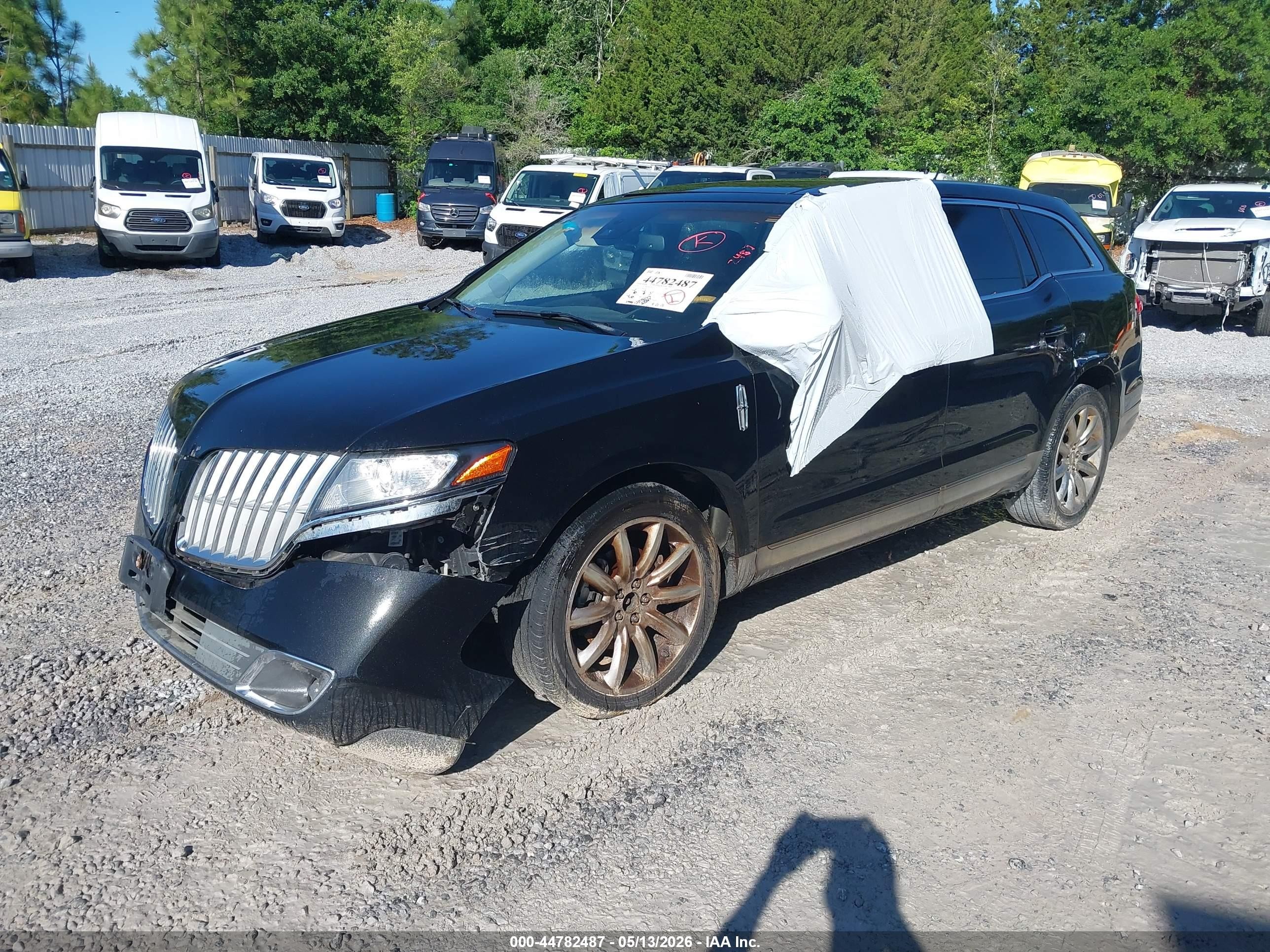 2010 Lincoln Mkt   Black vin: 2LMHJ5FR6ABJ19254