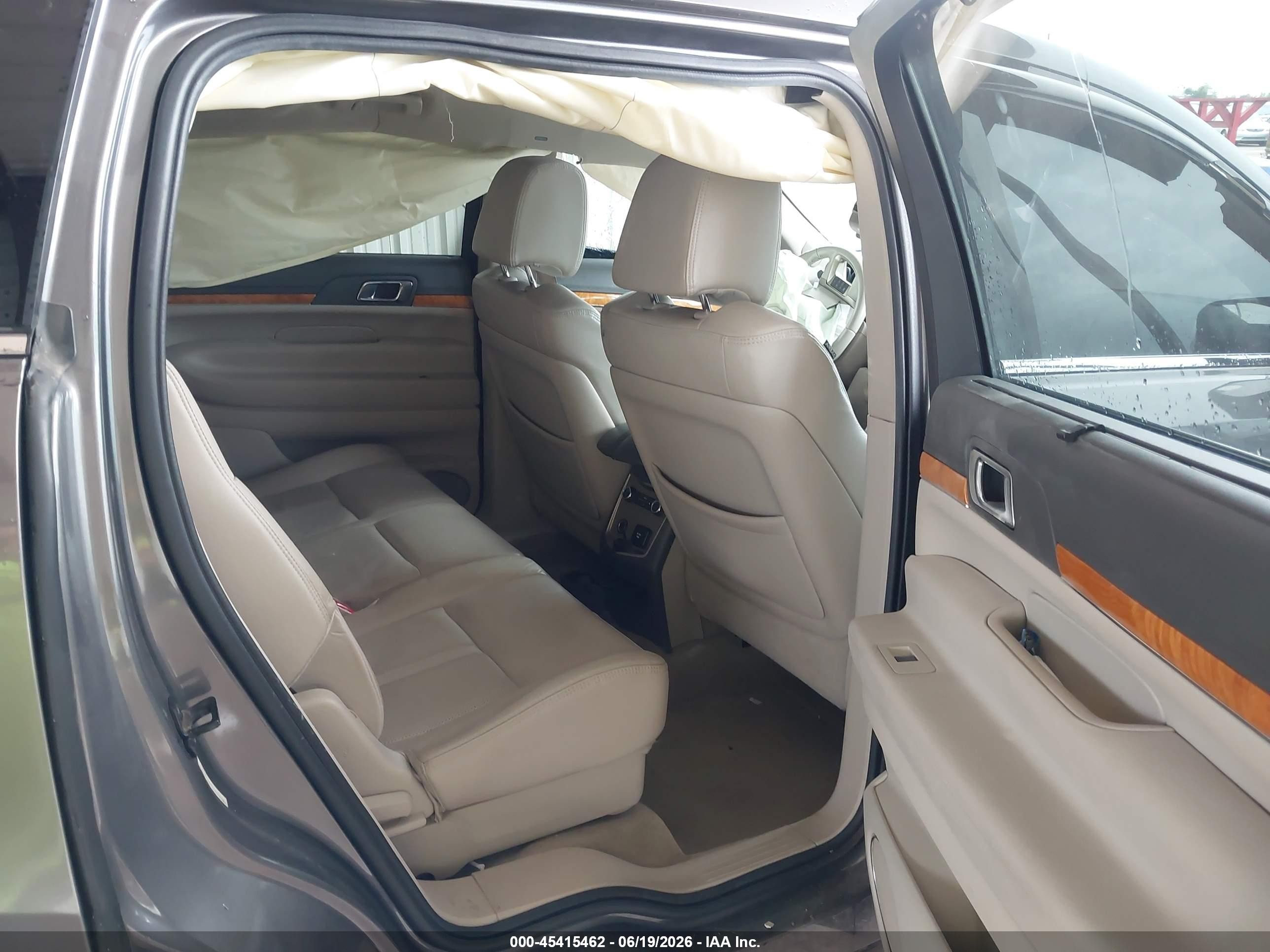2010 Lincoln Mkt Gray vin: 2LMHJ5FR7ABJ15083