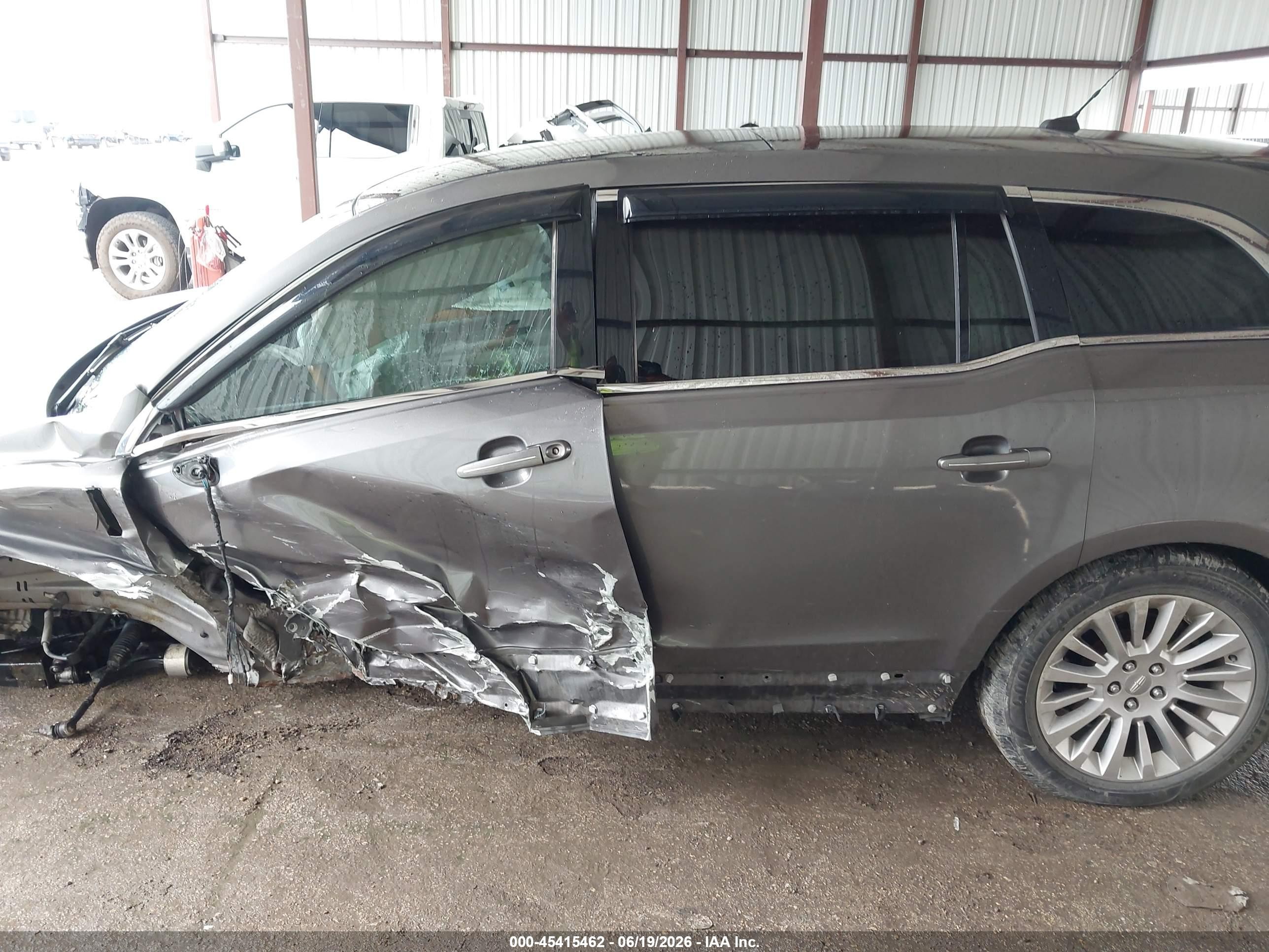 2010 Lincoln Mkt Gray vin: 2LMHJ5FR7ABJ15083