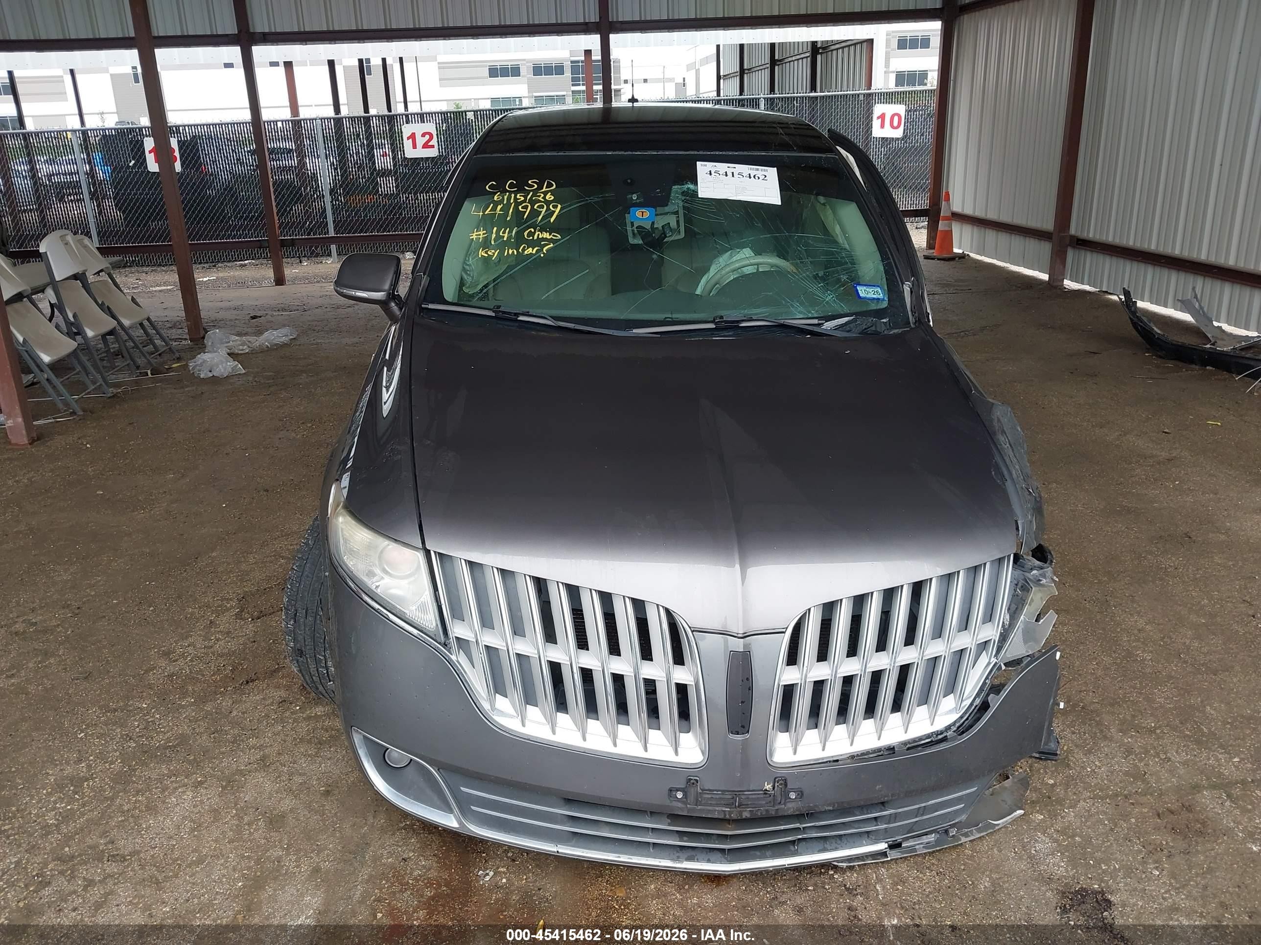 2010 Lincoln Mkt Gray vin: 2LMHJ5FR7ABJ15083