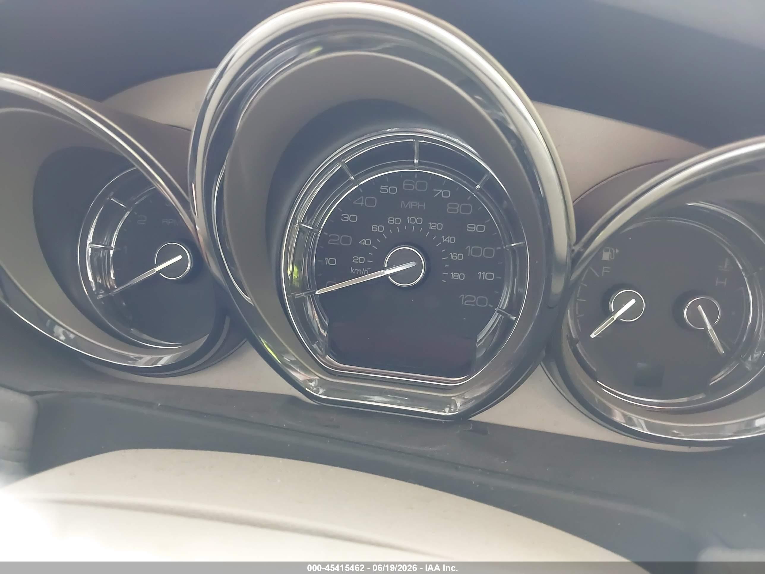 2010 Lincoln Mkt Gray vin: 2LMHJ5FR7ABJ15083