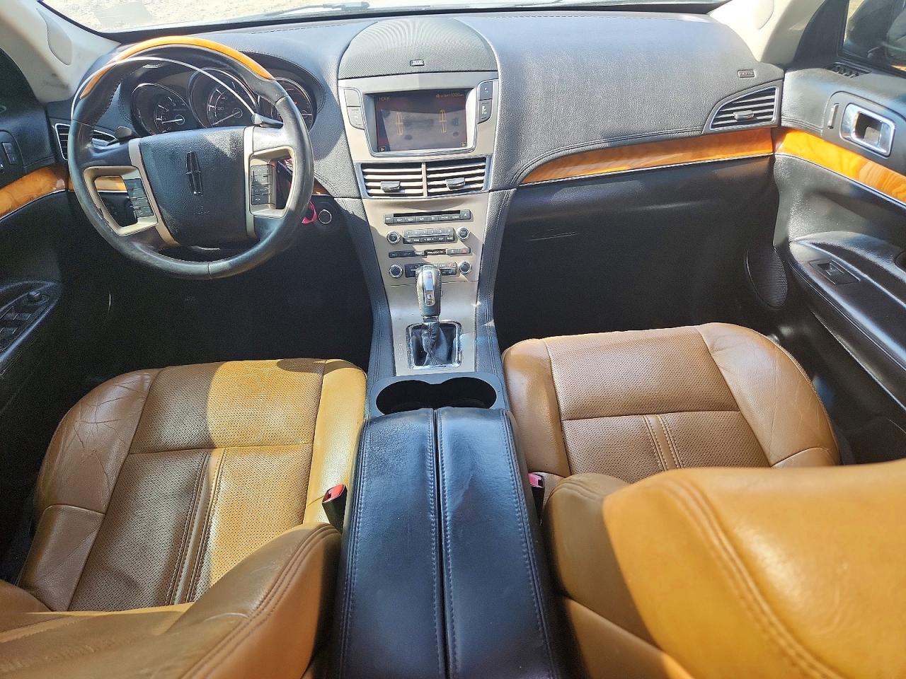 2010 Lincoln Mkt Charcoal vin: 2LMHJ5FRXABJ19306