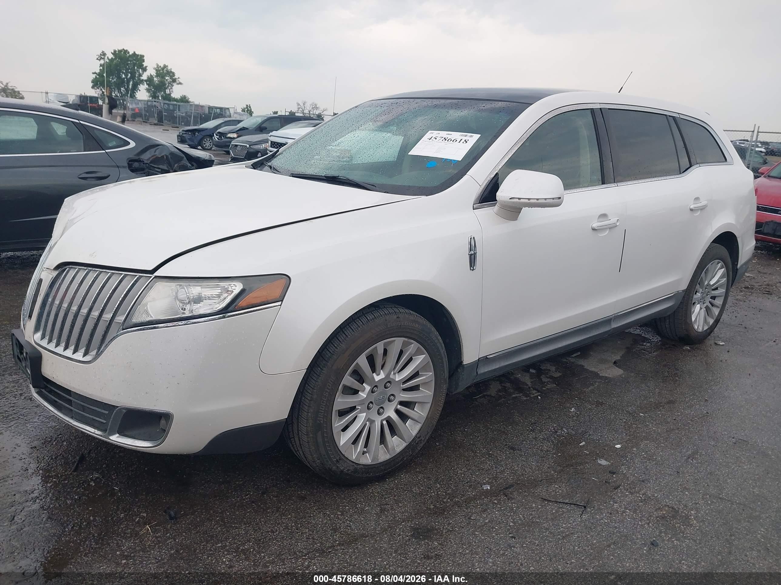 2012 Lincoln Mkt   White vin: 2LMHJ5FRXCBL50936