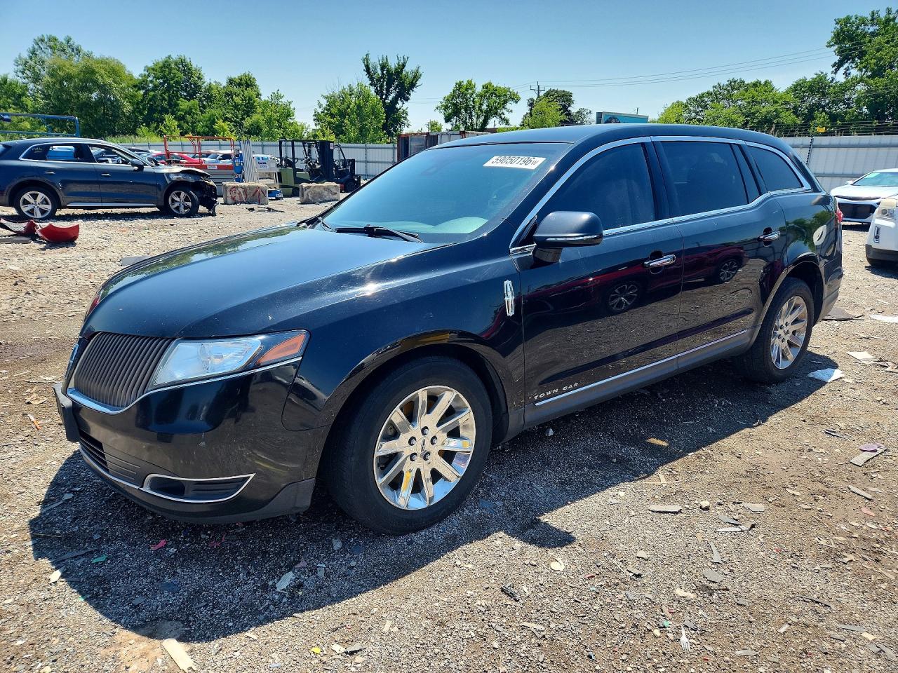 2LMHJ5NK0FBL01074